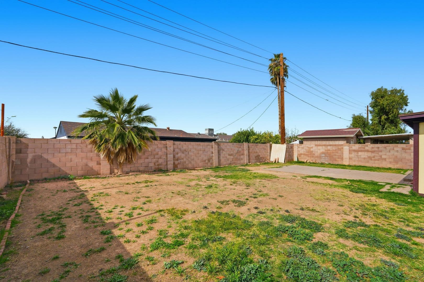 Phoenix House: 2934 N 79th Ln