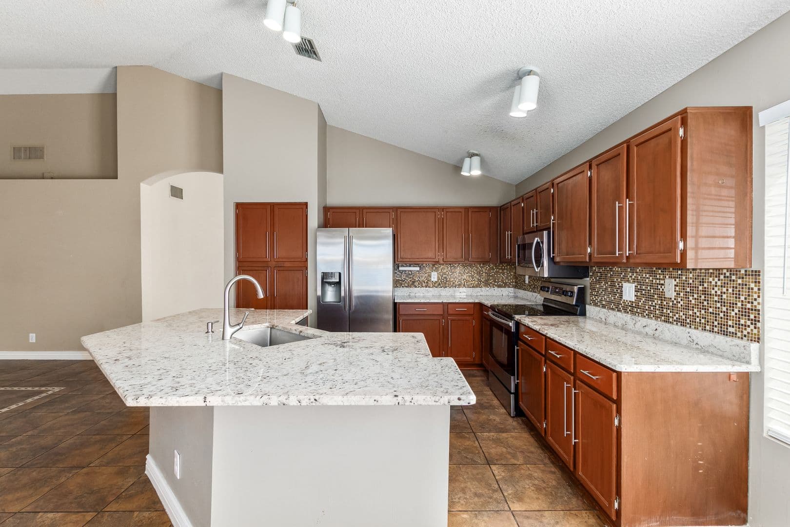 Mesa House: 6601 E Presidio St