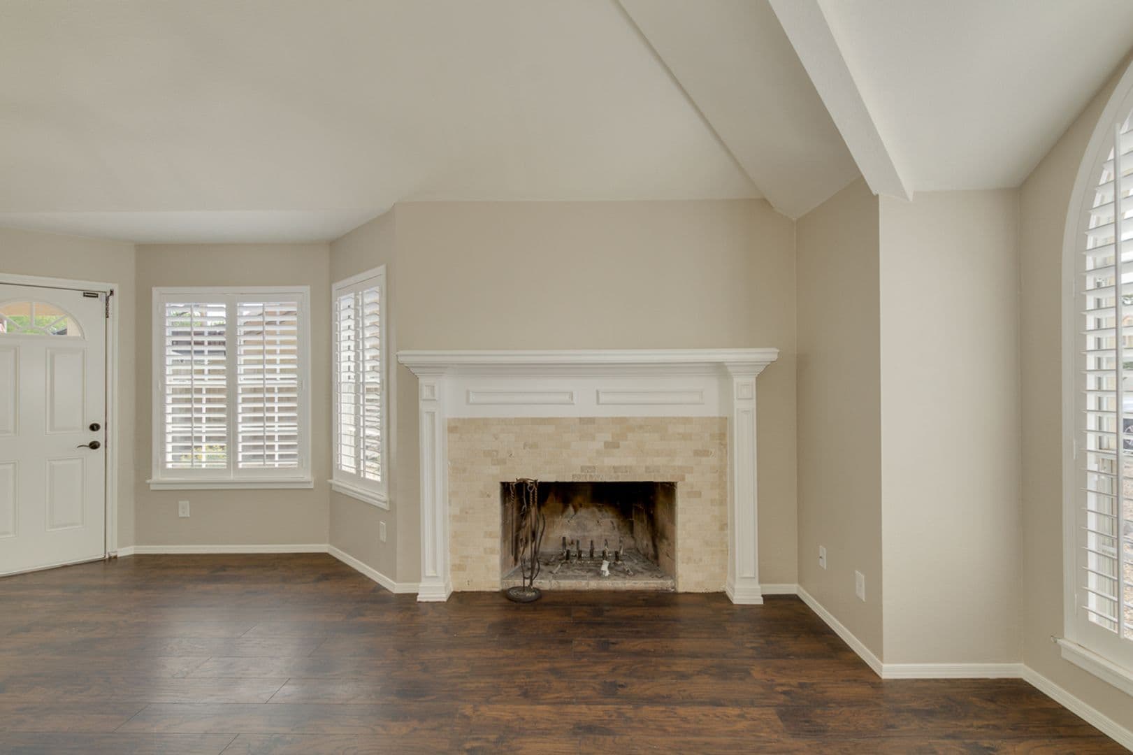 Gilbert House: 4314 E Juanita Ave