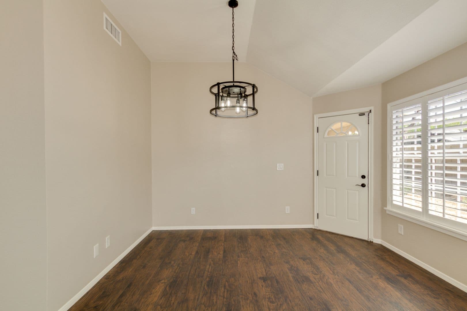 Gilbert House: 4314 E Juanita Ave