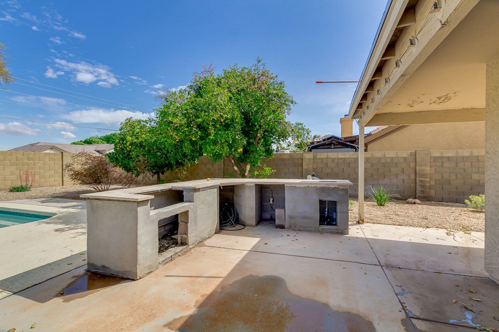 Gilbert House: 4314 E Juanita Ave