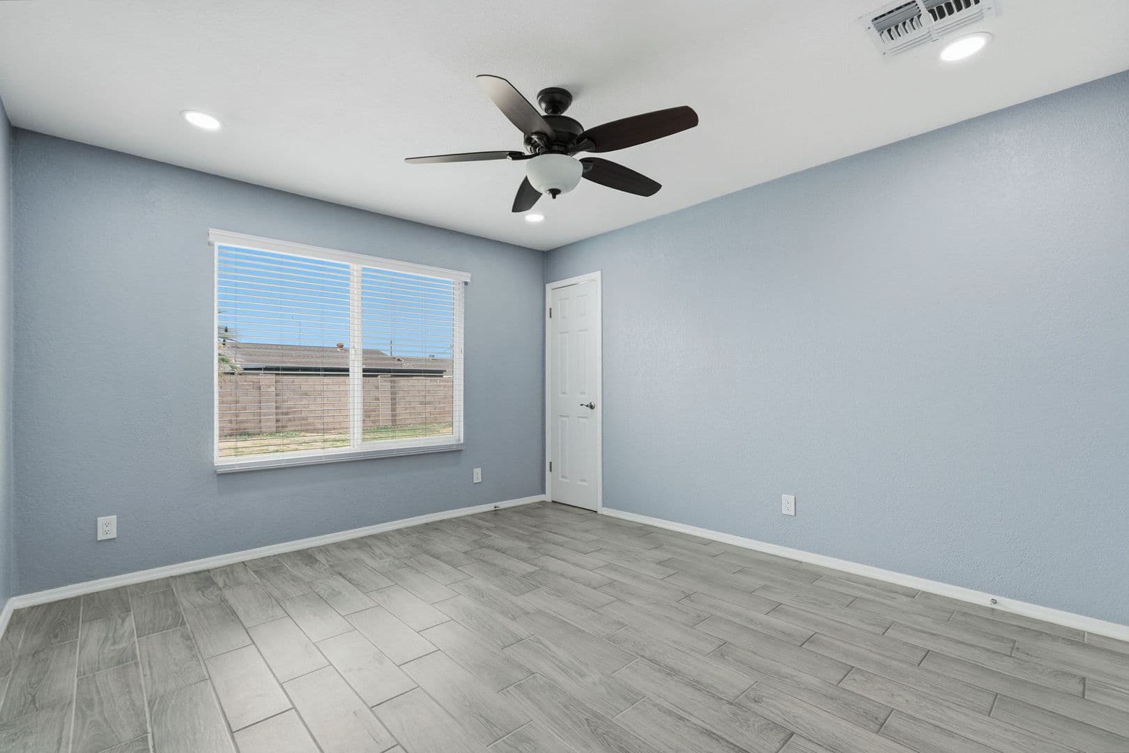 Phoenix House: 2934 N 79th Ln