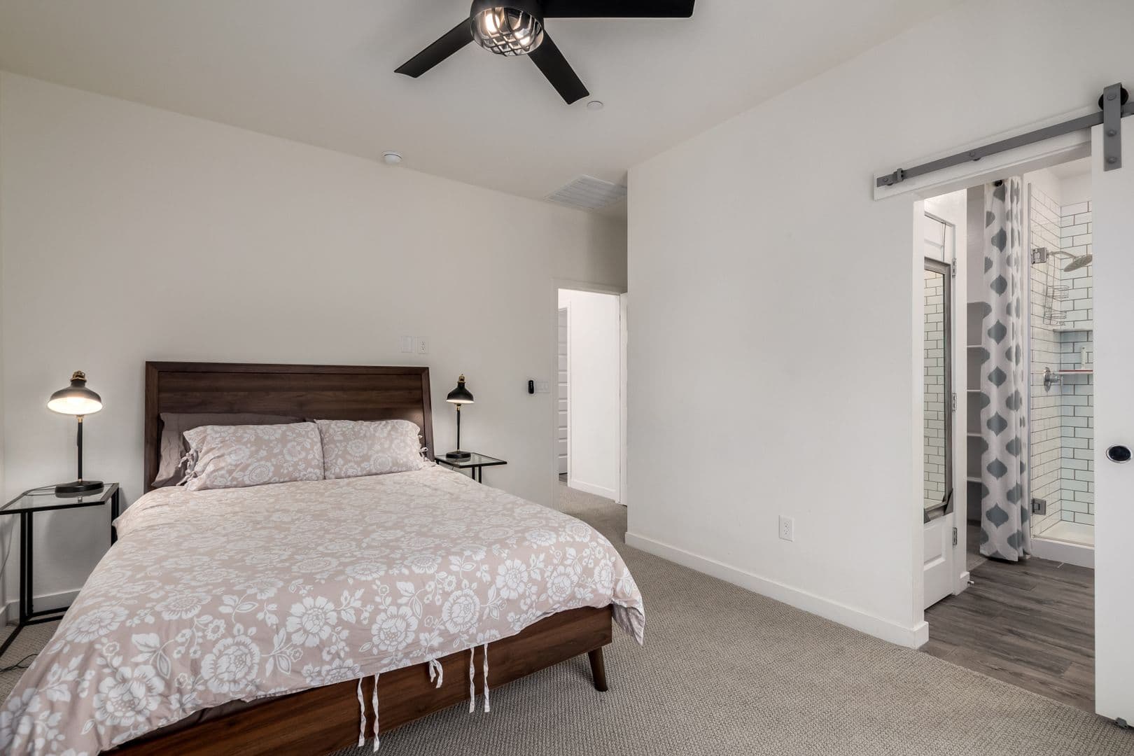 Gilbert Apartment: 2720 S Decatur Dr