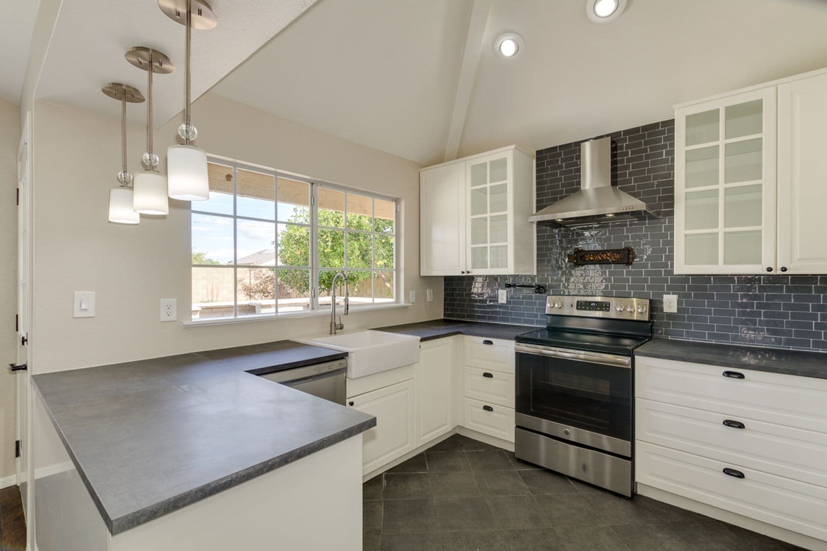 Gilbert House: 4314 E Juanita Ave