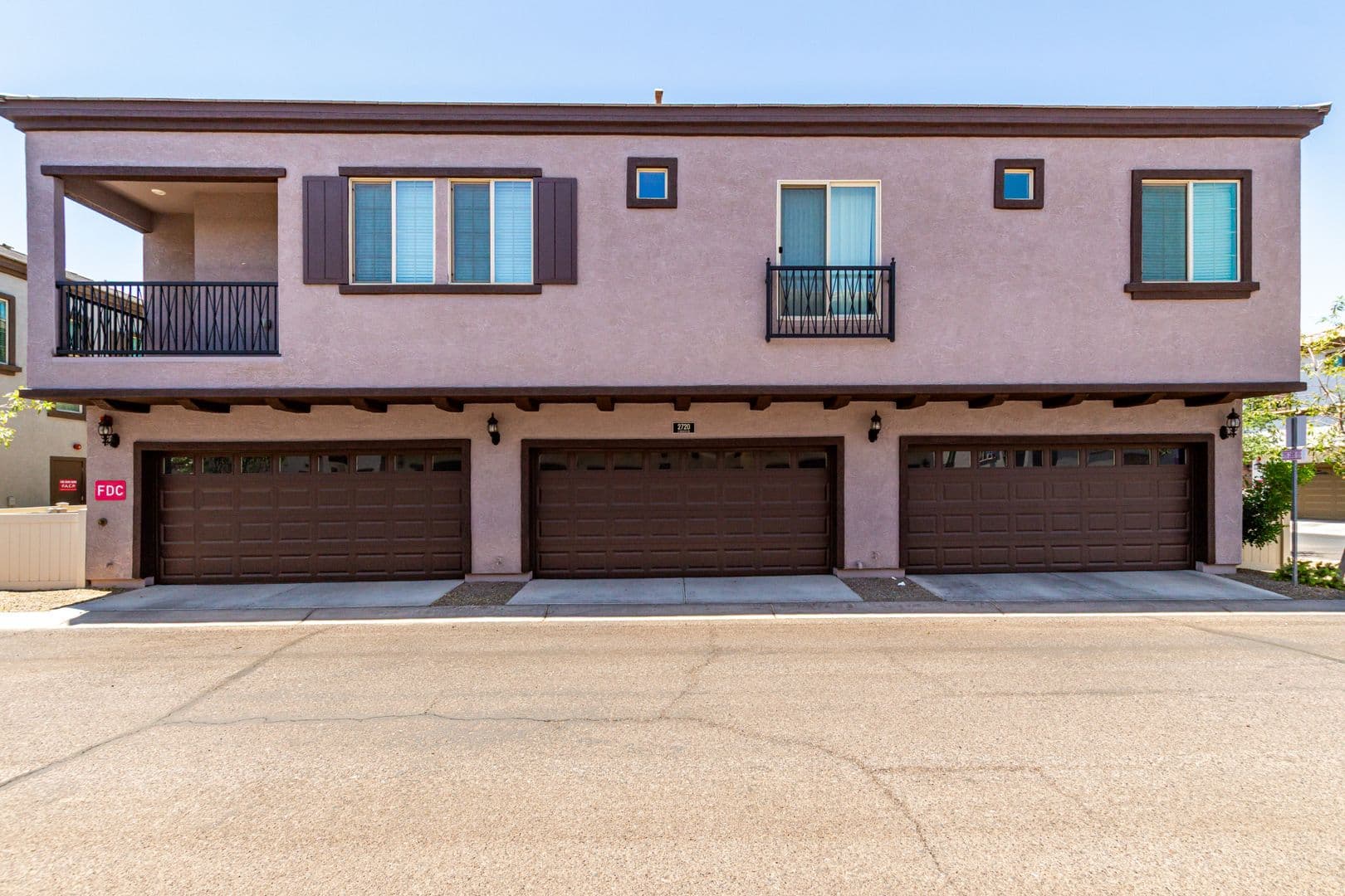 Gilbert Apartment: 2720 S Decatur Dr