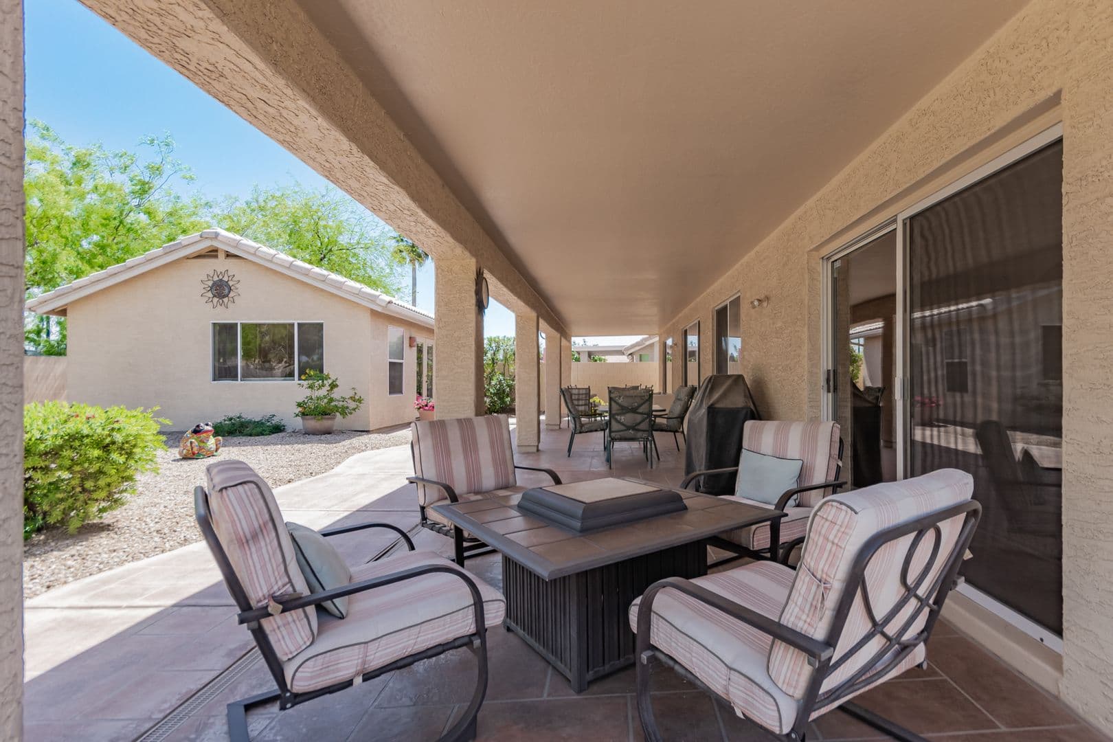 Sun Lakes House: 23903 S Sunvista Dr