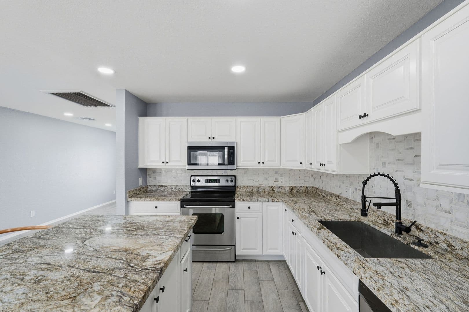 Phoenix House: 2934 N 79th Ln