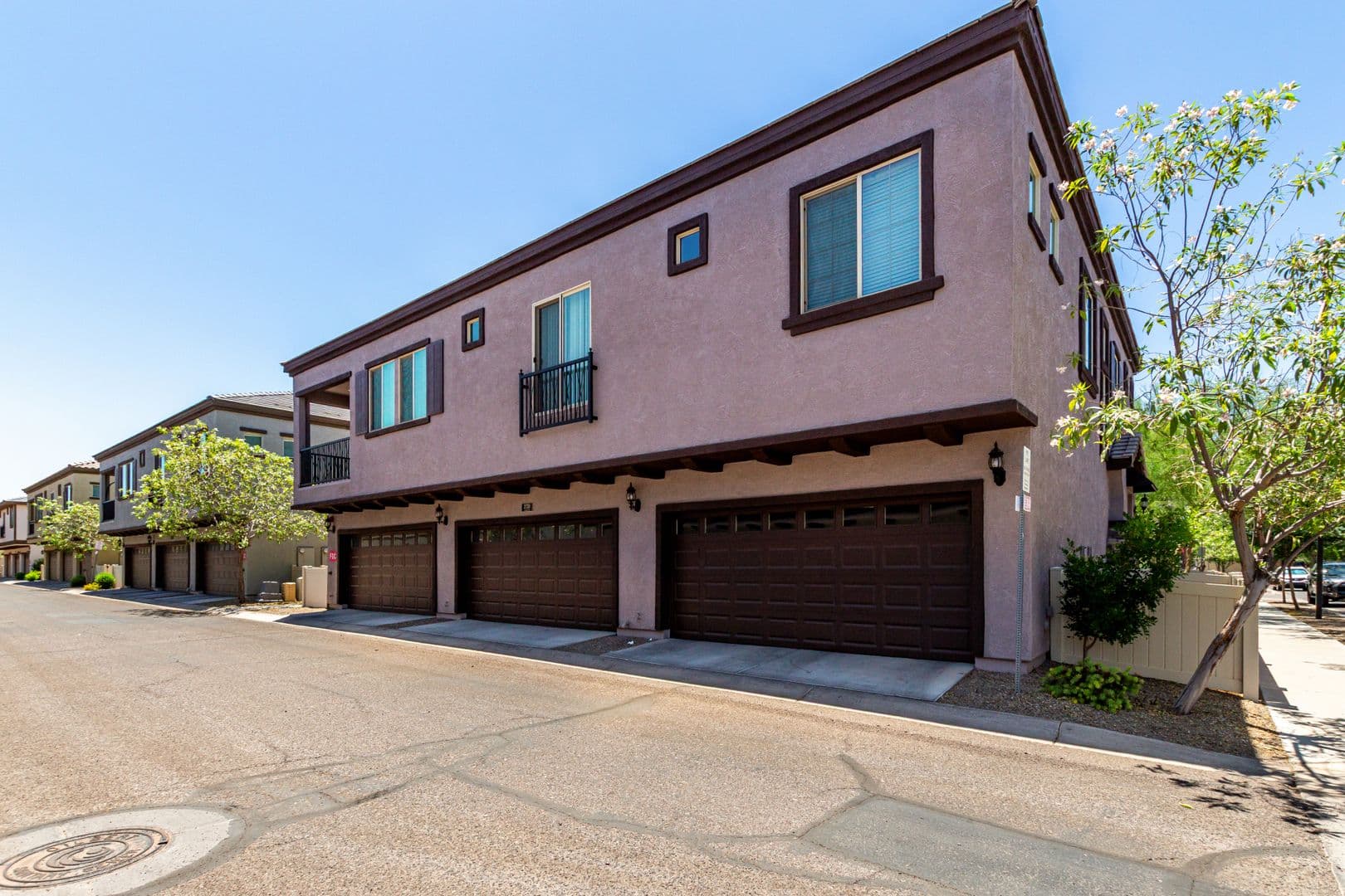 Gilbert Apartment: 2720 S Decatur Dr