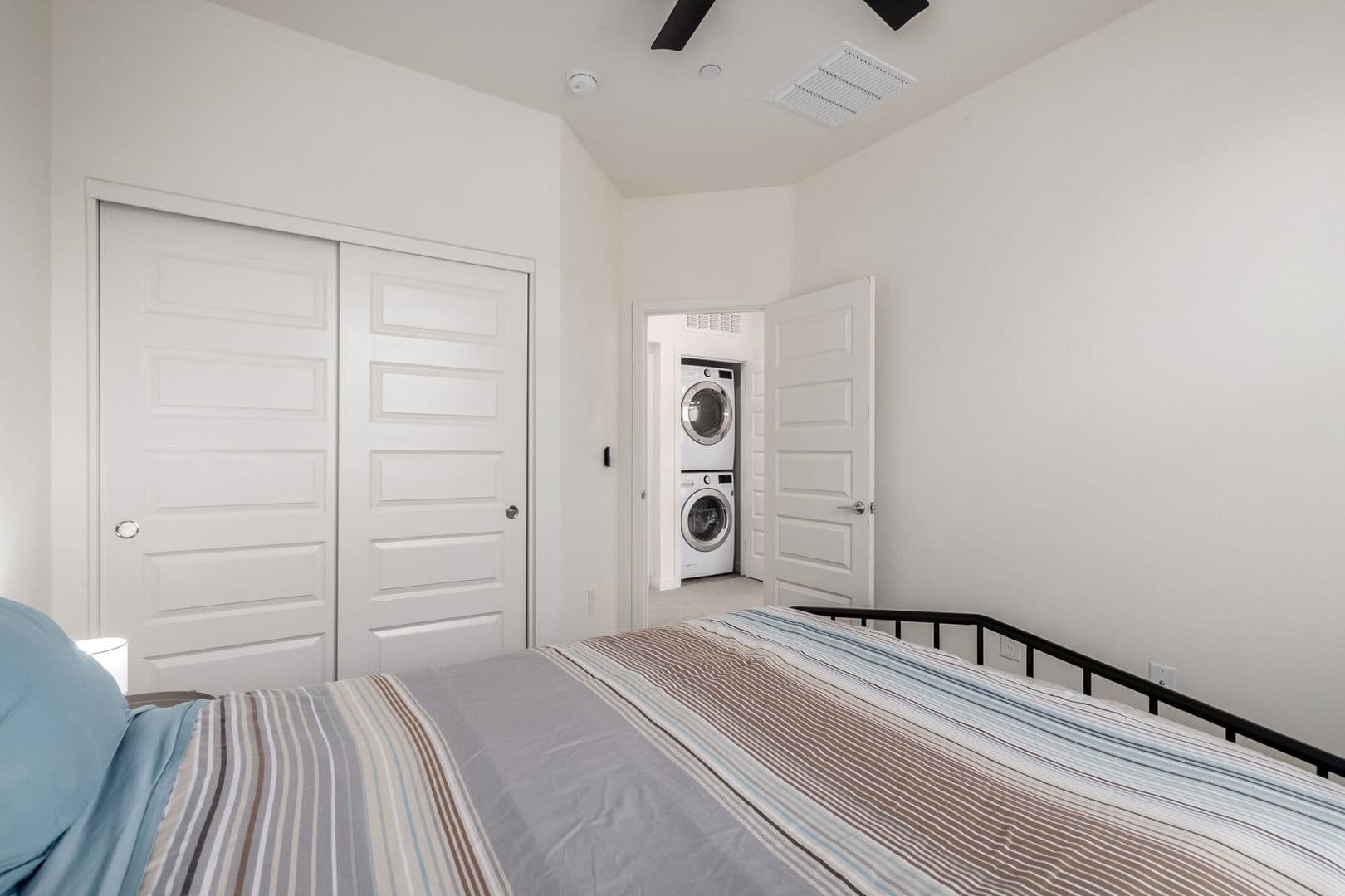 Gilbert Apartment: 2720 S Decatur Dr
