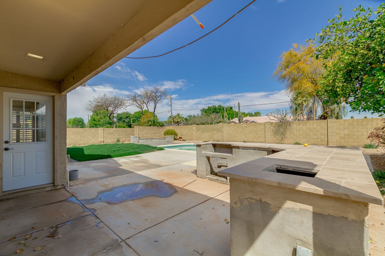 Gilbert House: 4314 E Juanita Ave