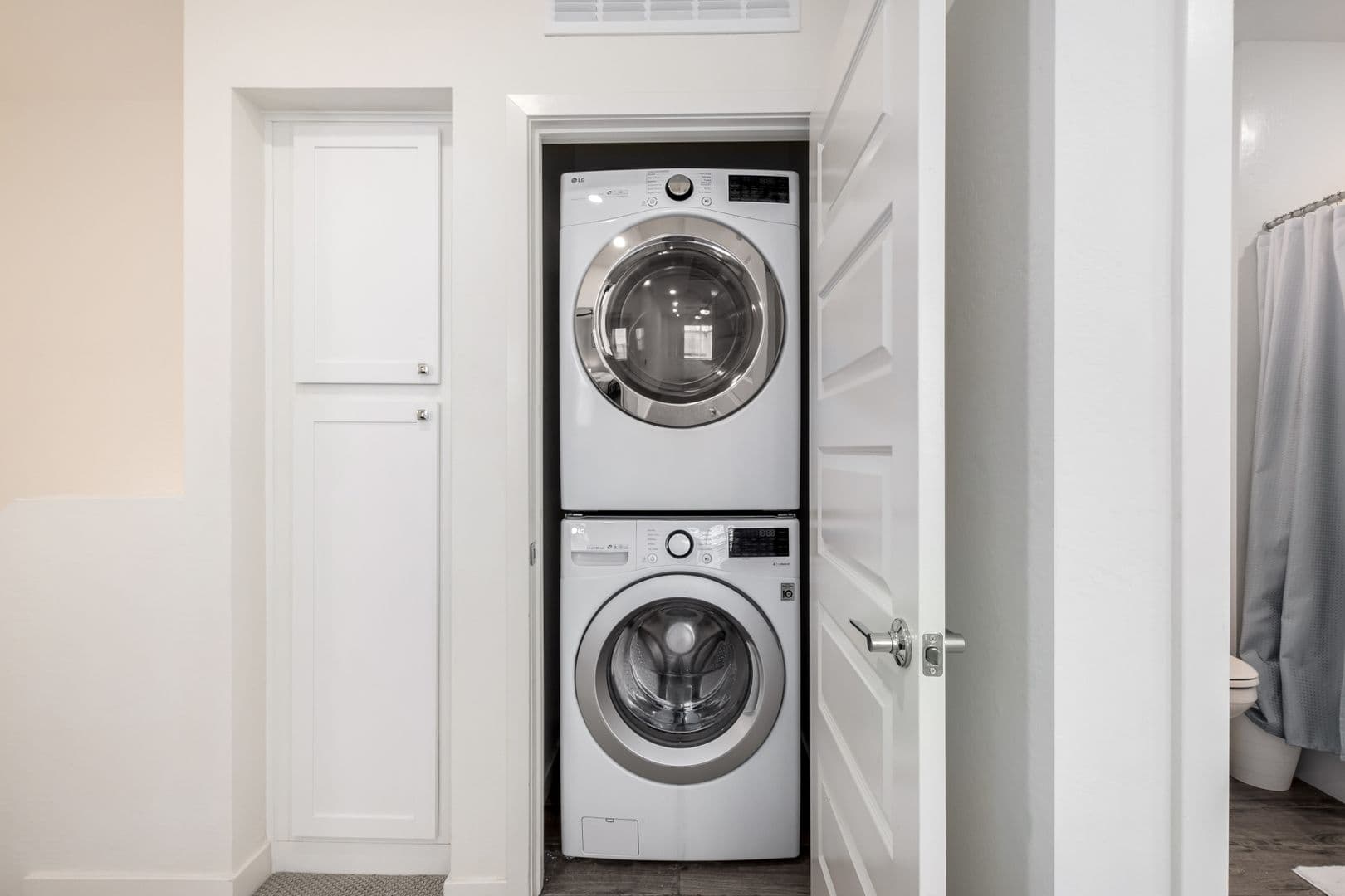 Gilbert Apartment: 2720 S Decatur Dr