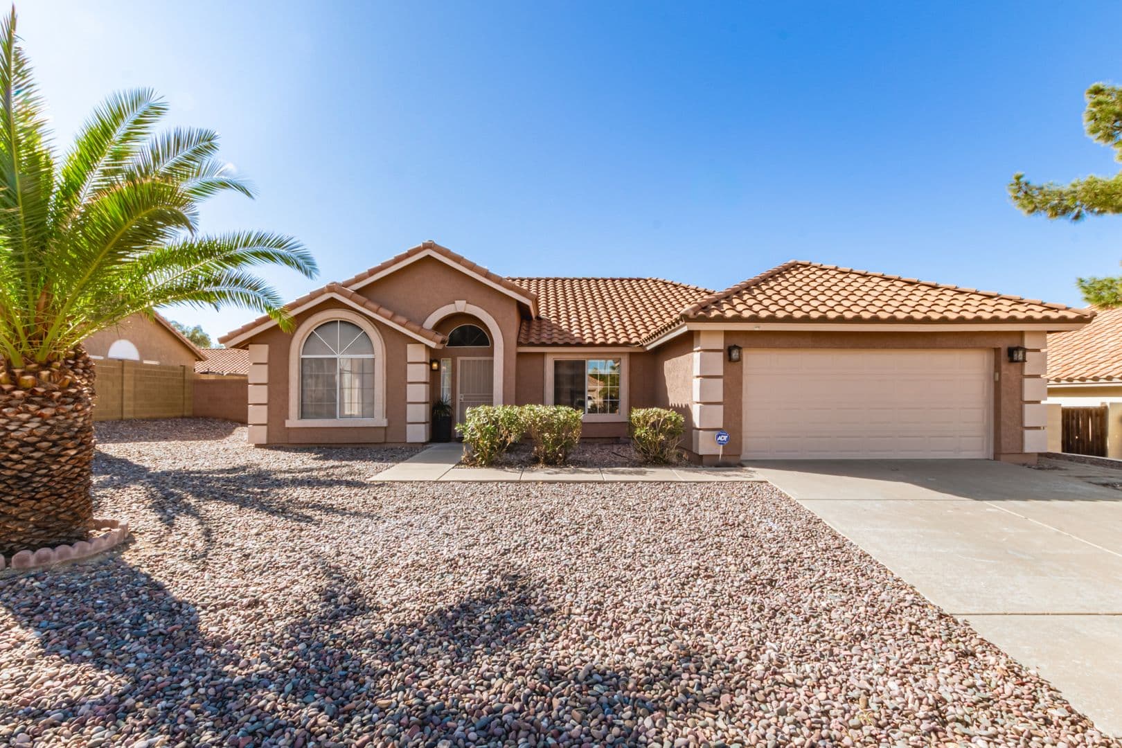 Mesa House: 6601 E Presidio St