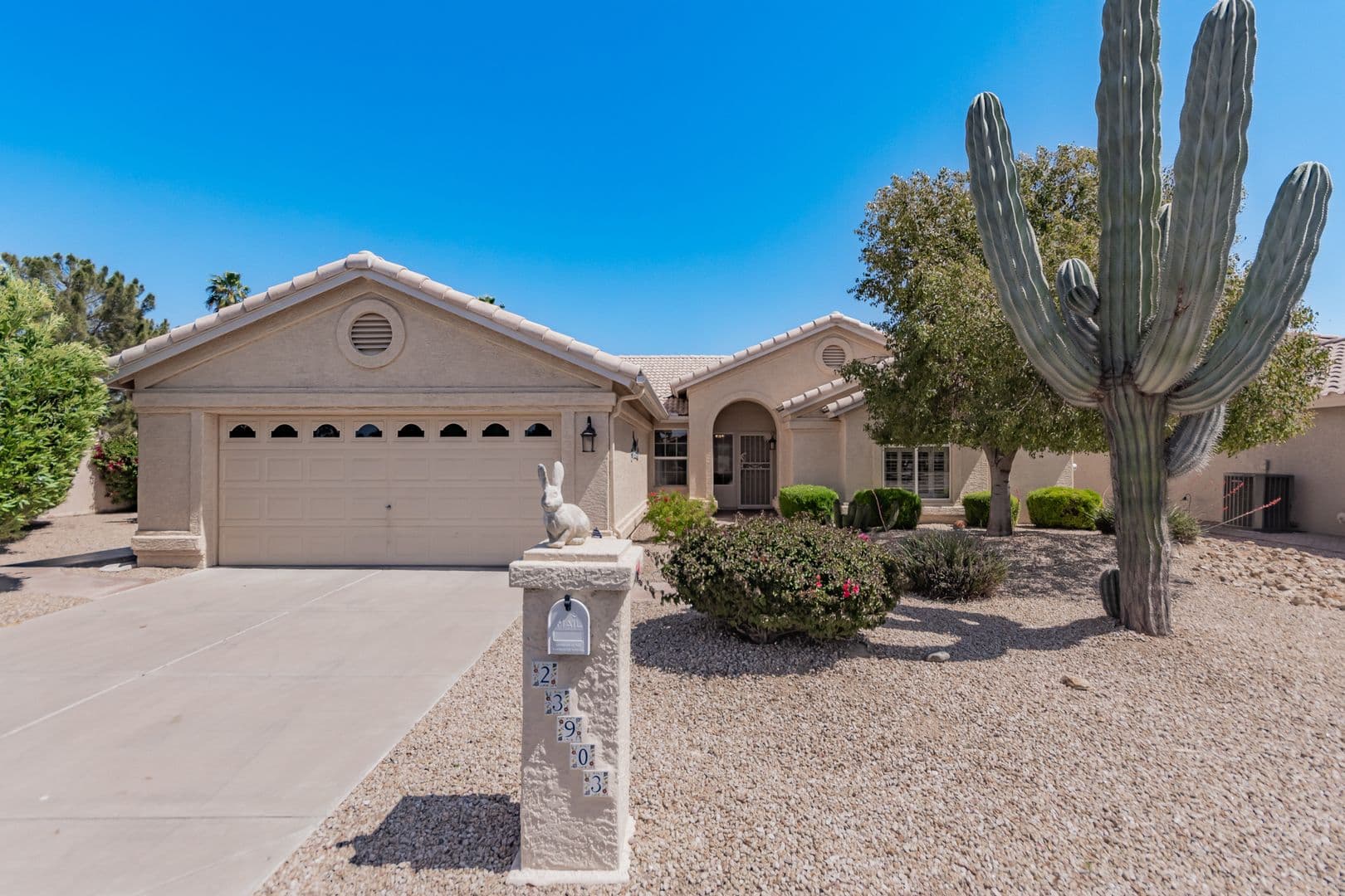 Sun Lakes House: 23903 S Sunvista Dr