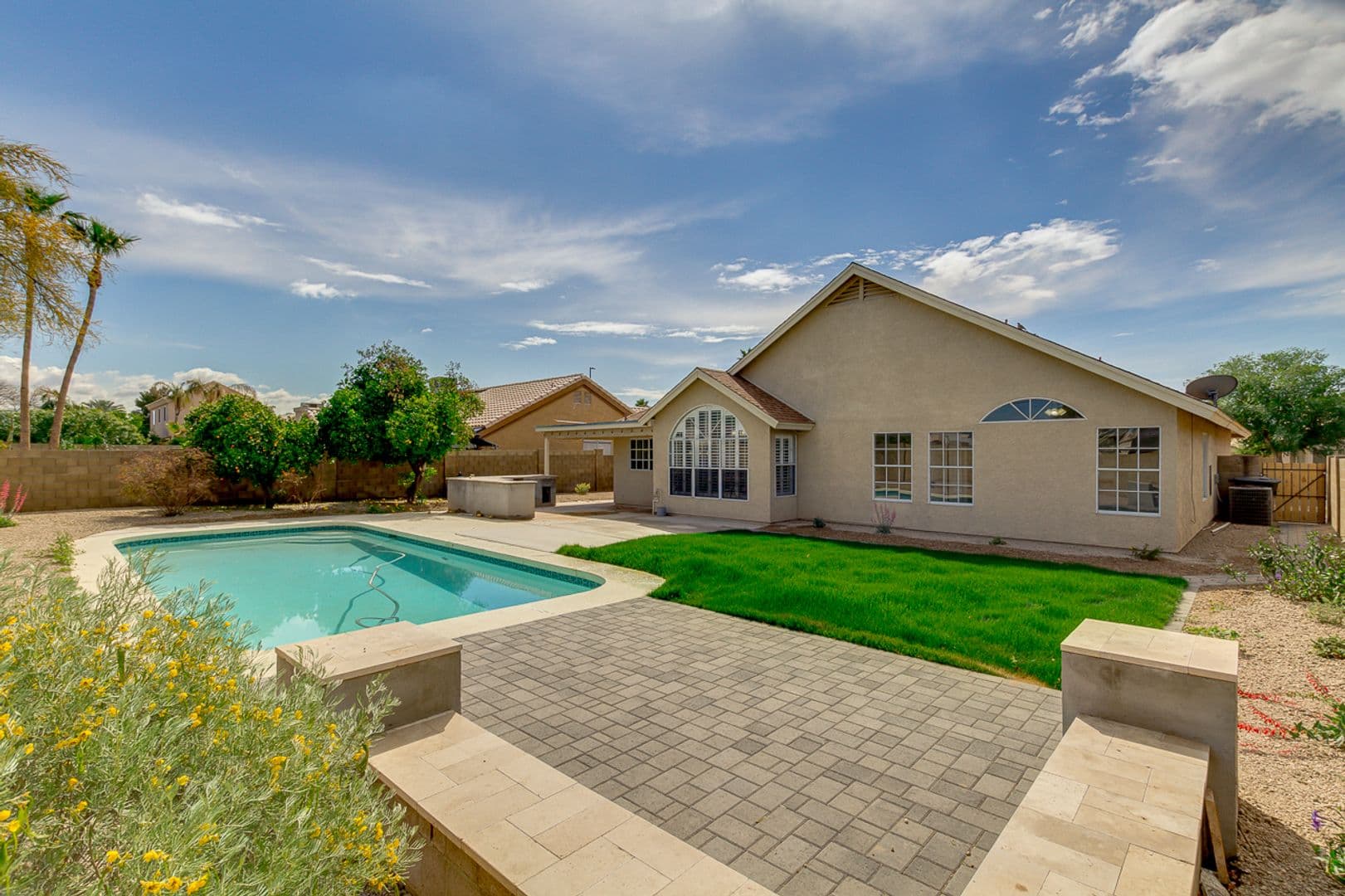 Gilbert House: 4314 E Juanita Ave