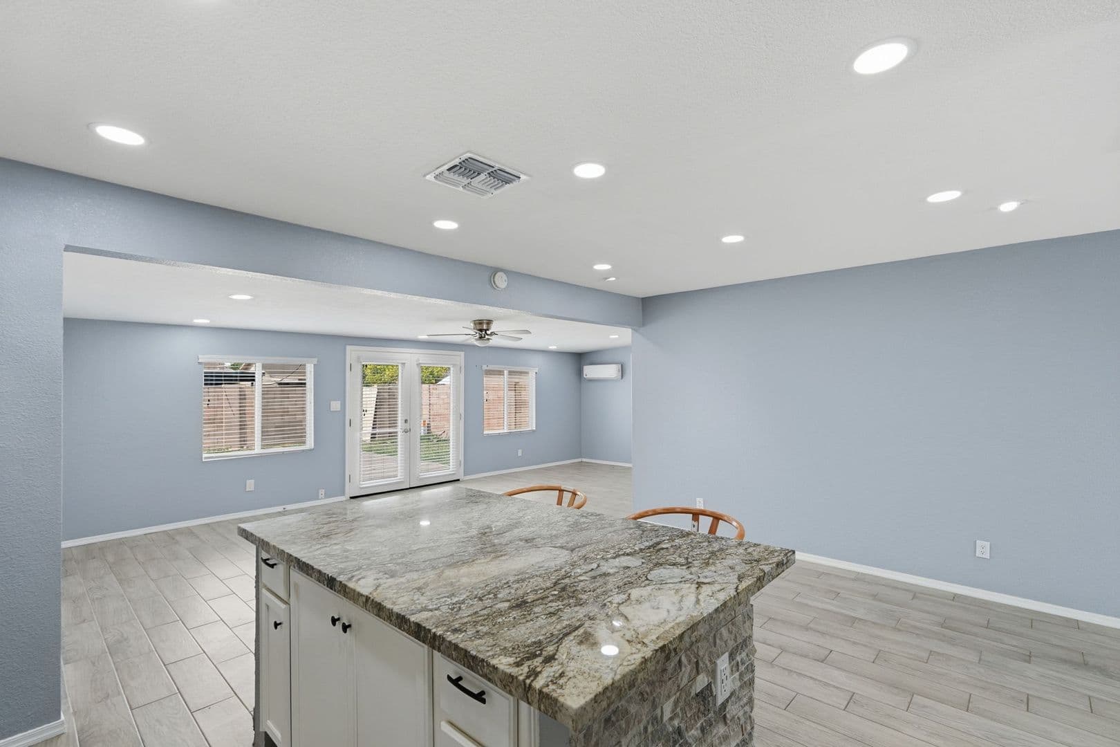 Phoenix House: 2934 N 79th Ln