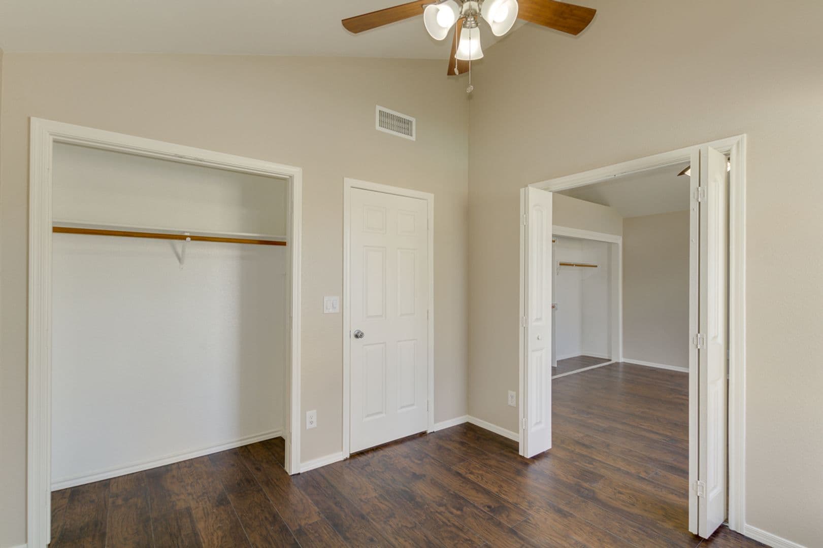 Gilbert House: 4314 E Juanita Ave