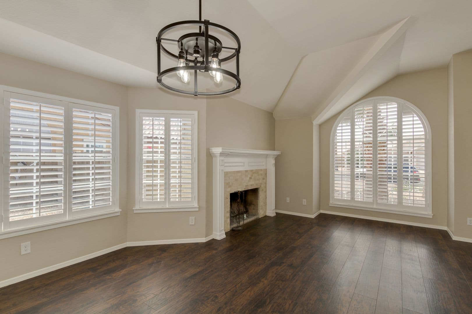 Gilbert House: 4314 E Juanita Ave