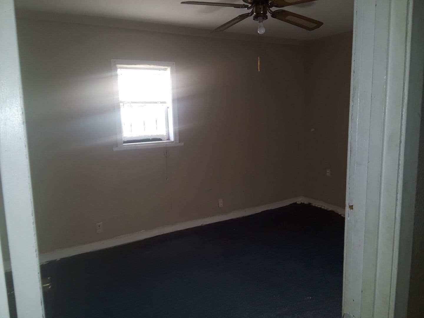 Kansas City Apartment: 3600 ST JOHN AVE