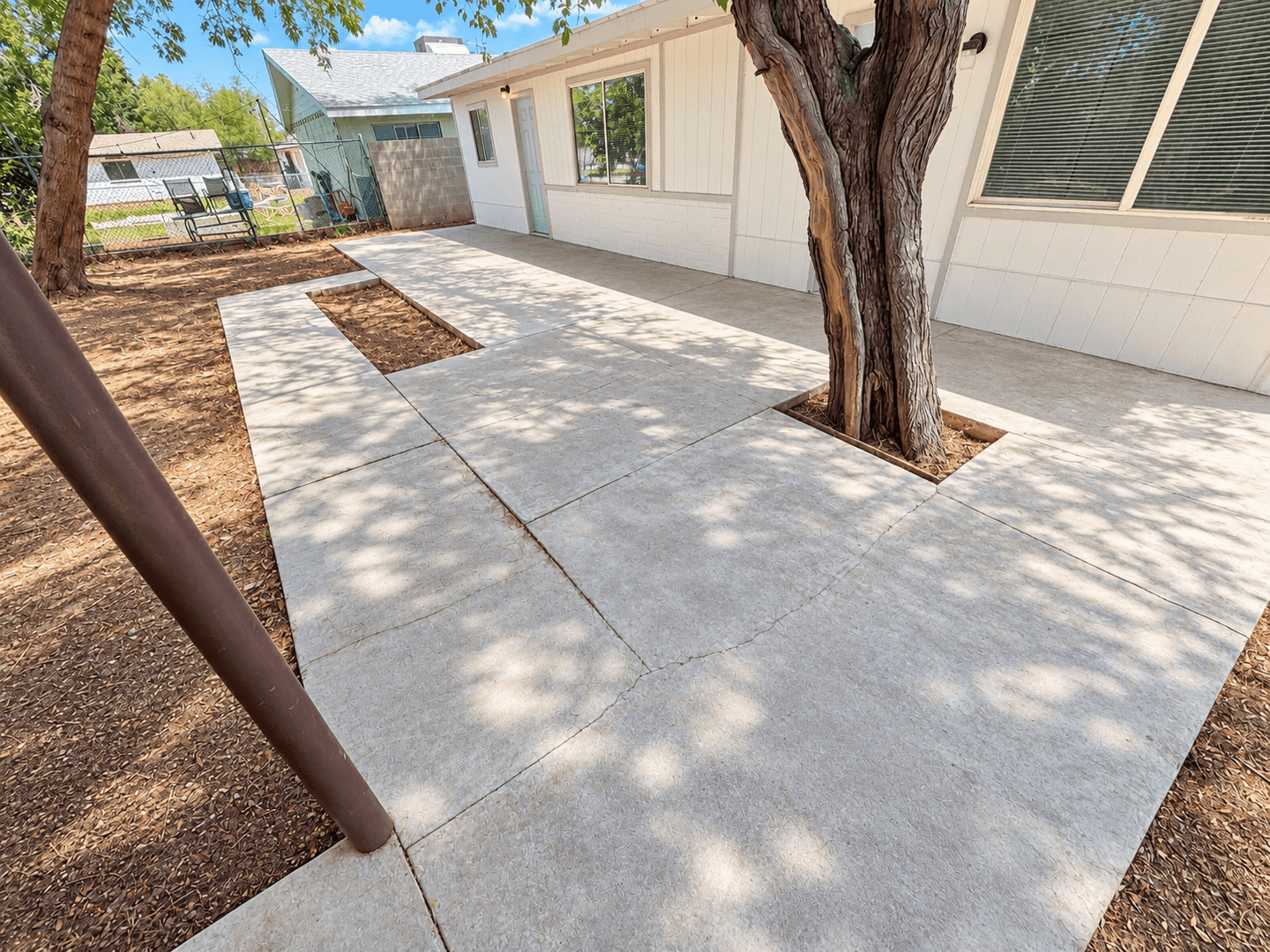 Glendale House: 6518 N 61st Dr
