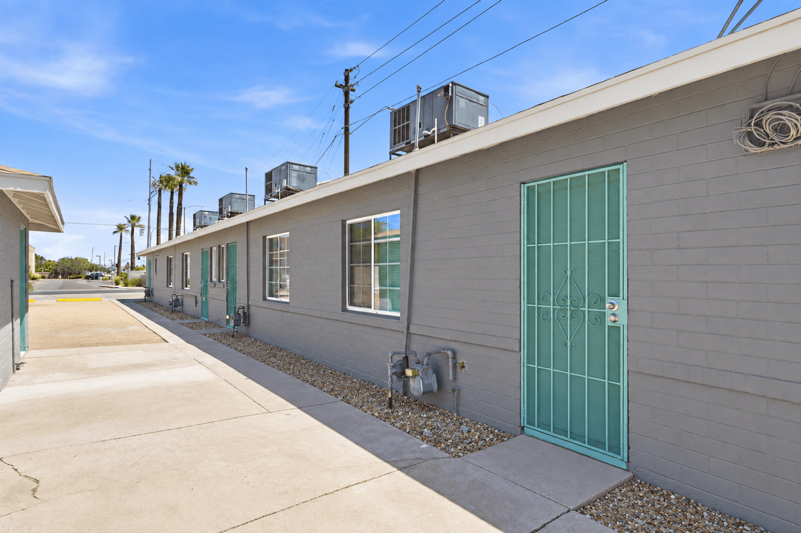 Phoenix Apartment: 1036 N 16th St