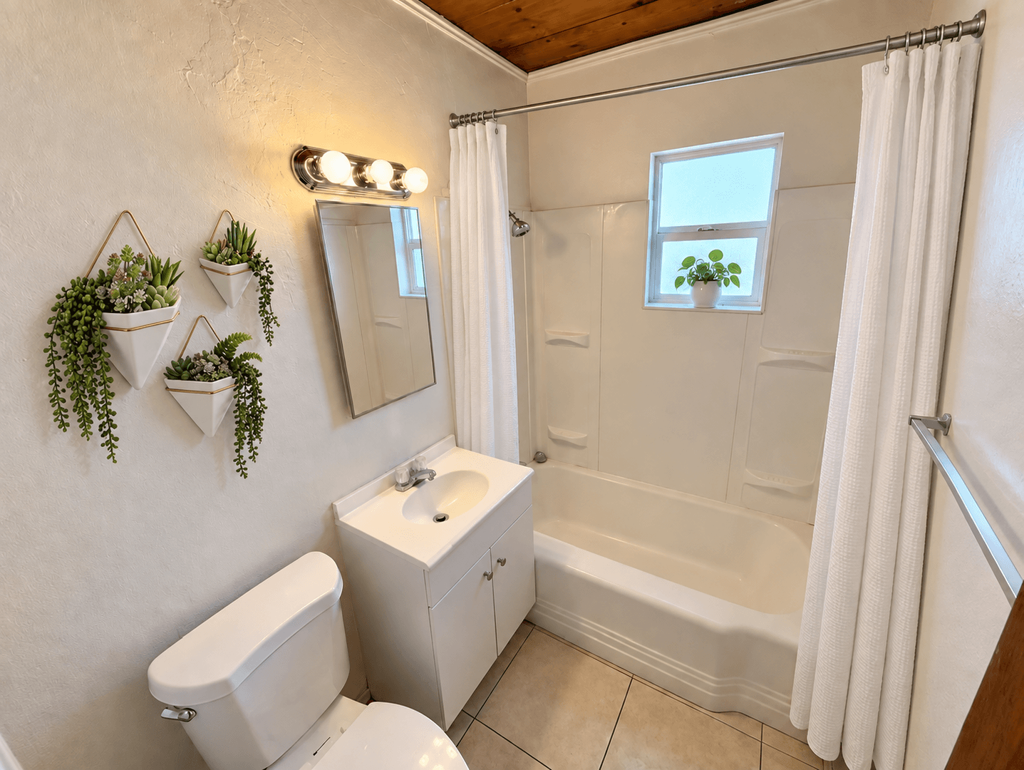 Phoenix Apartment: 925 E Turney Ave