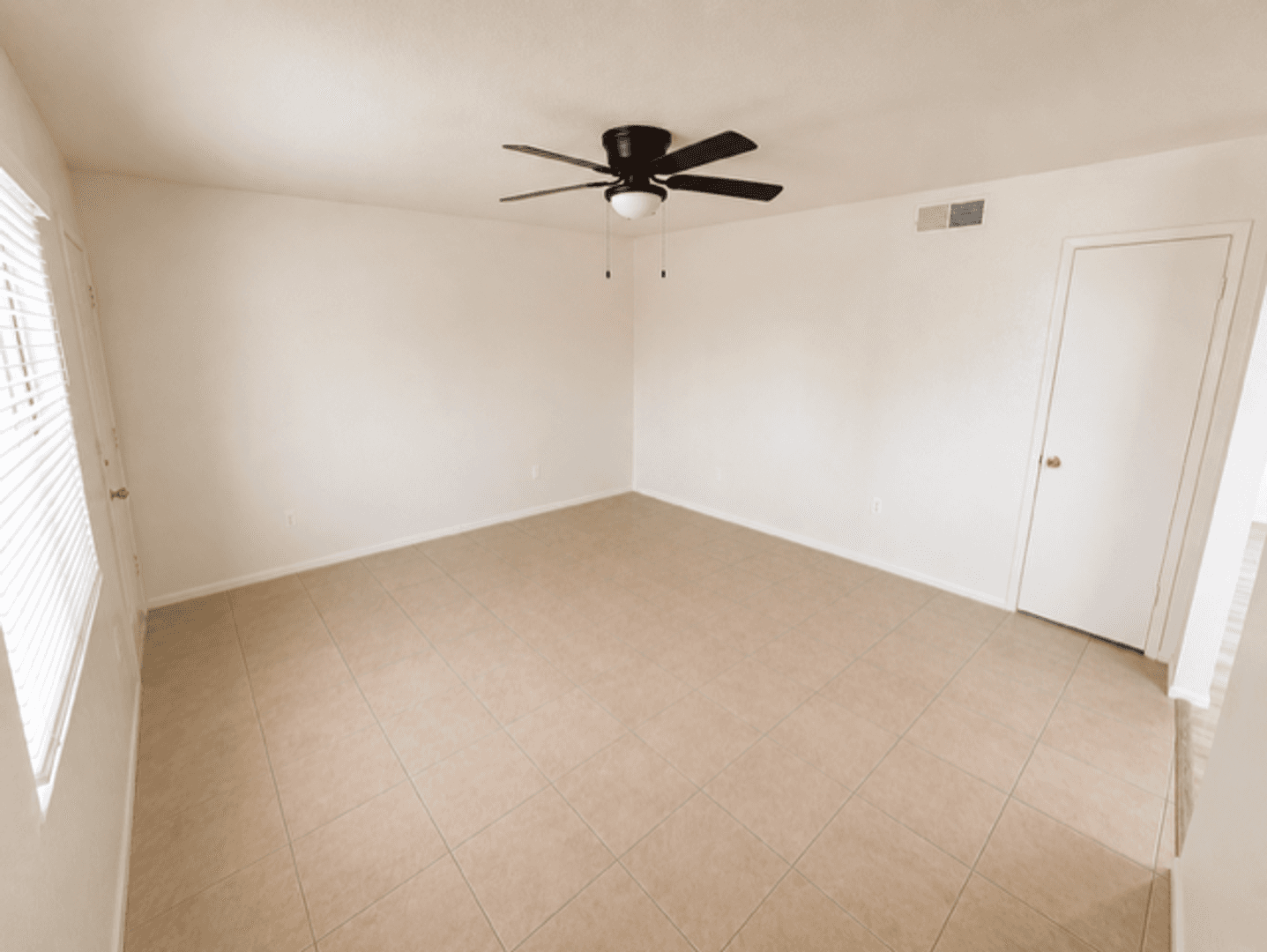 Mesa Apartment: 3128 E Cicero St