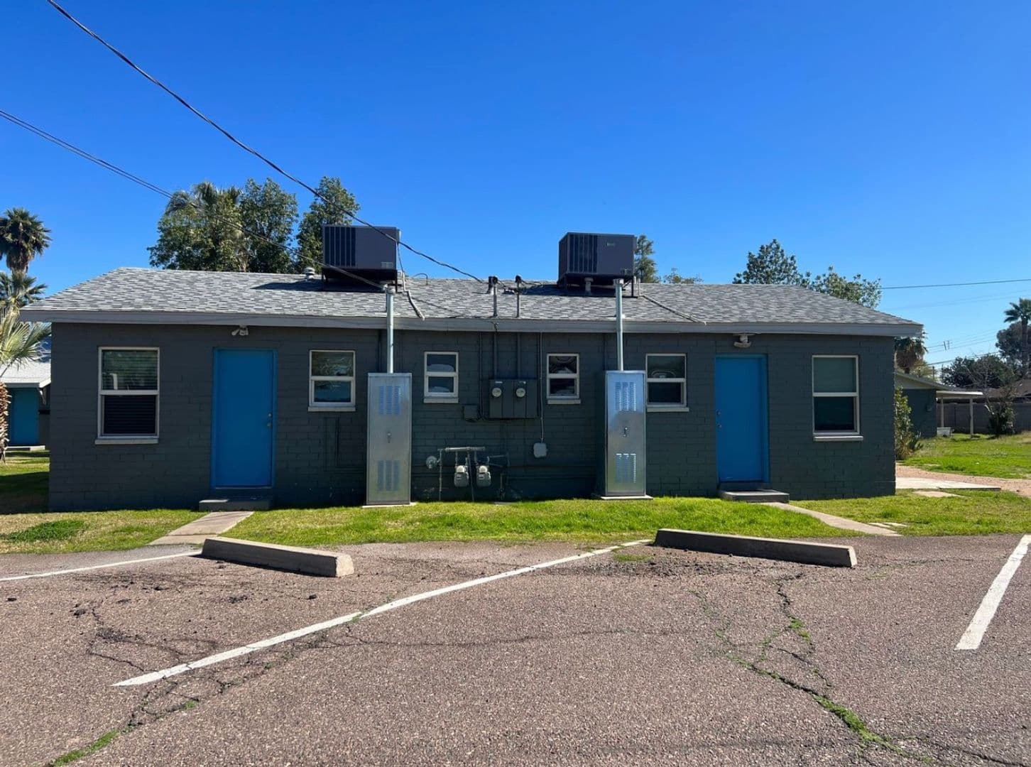 Phoenix Apartment: 925 E Turney Ave