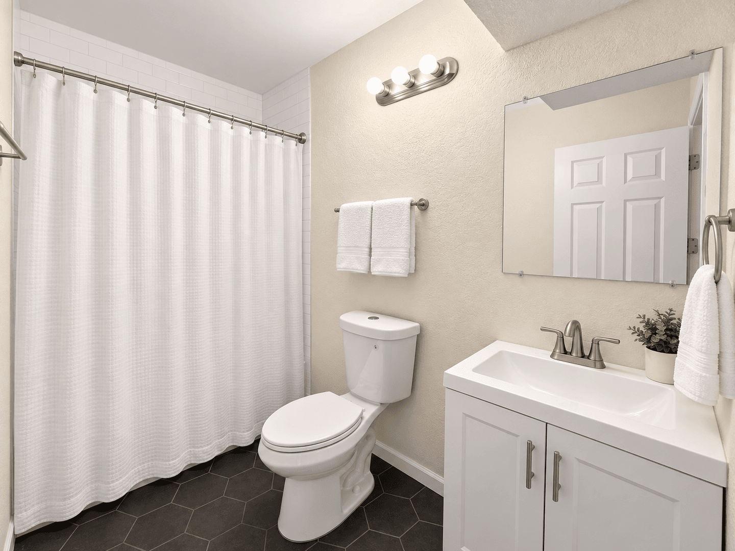 Glendale House: 6518 N 61st Dr