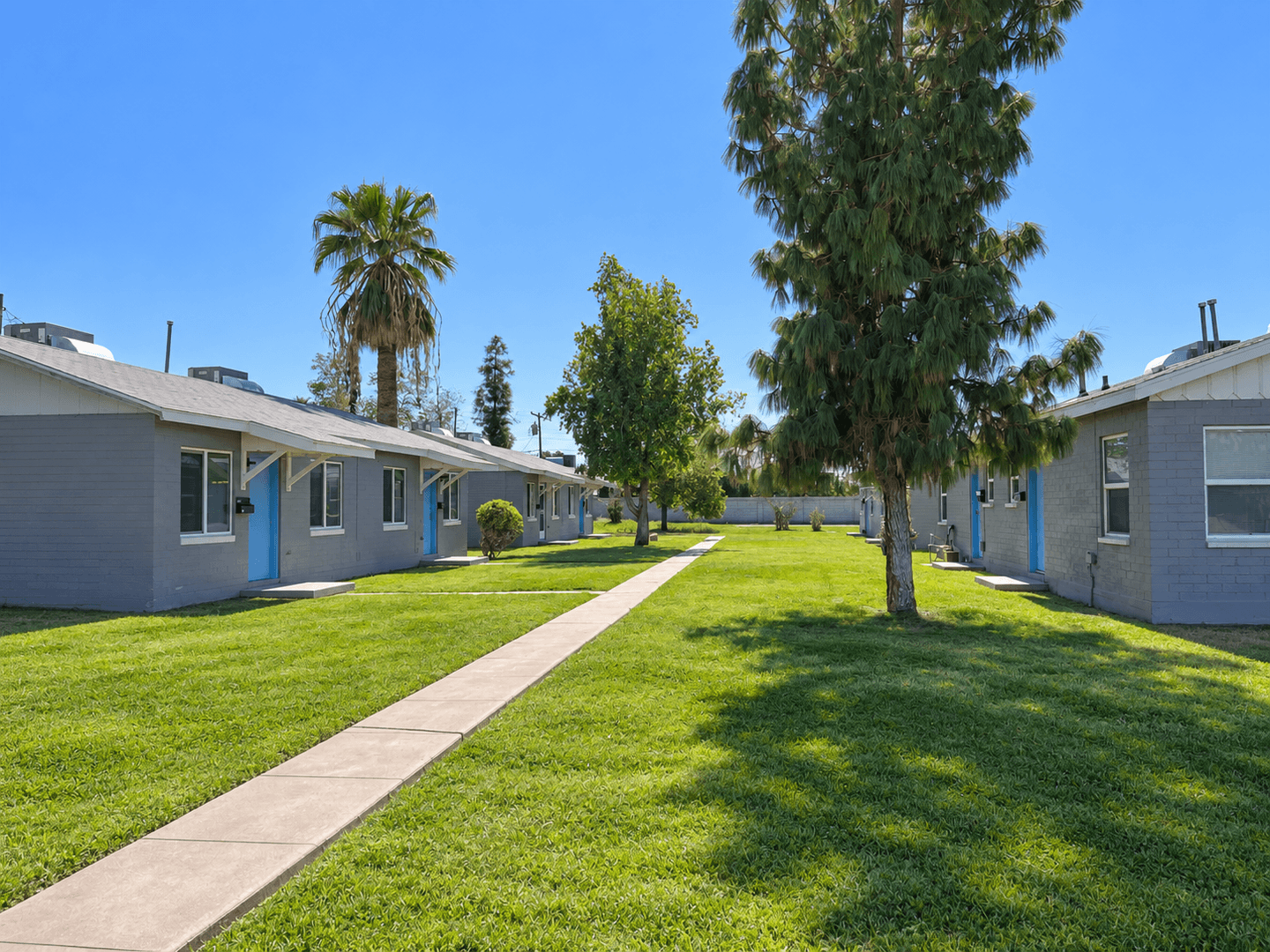 Phoenix Apartment: 925 E Turney Ave