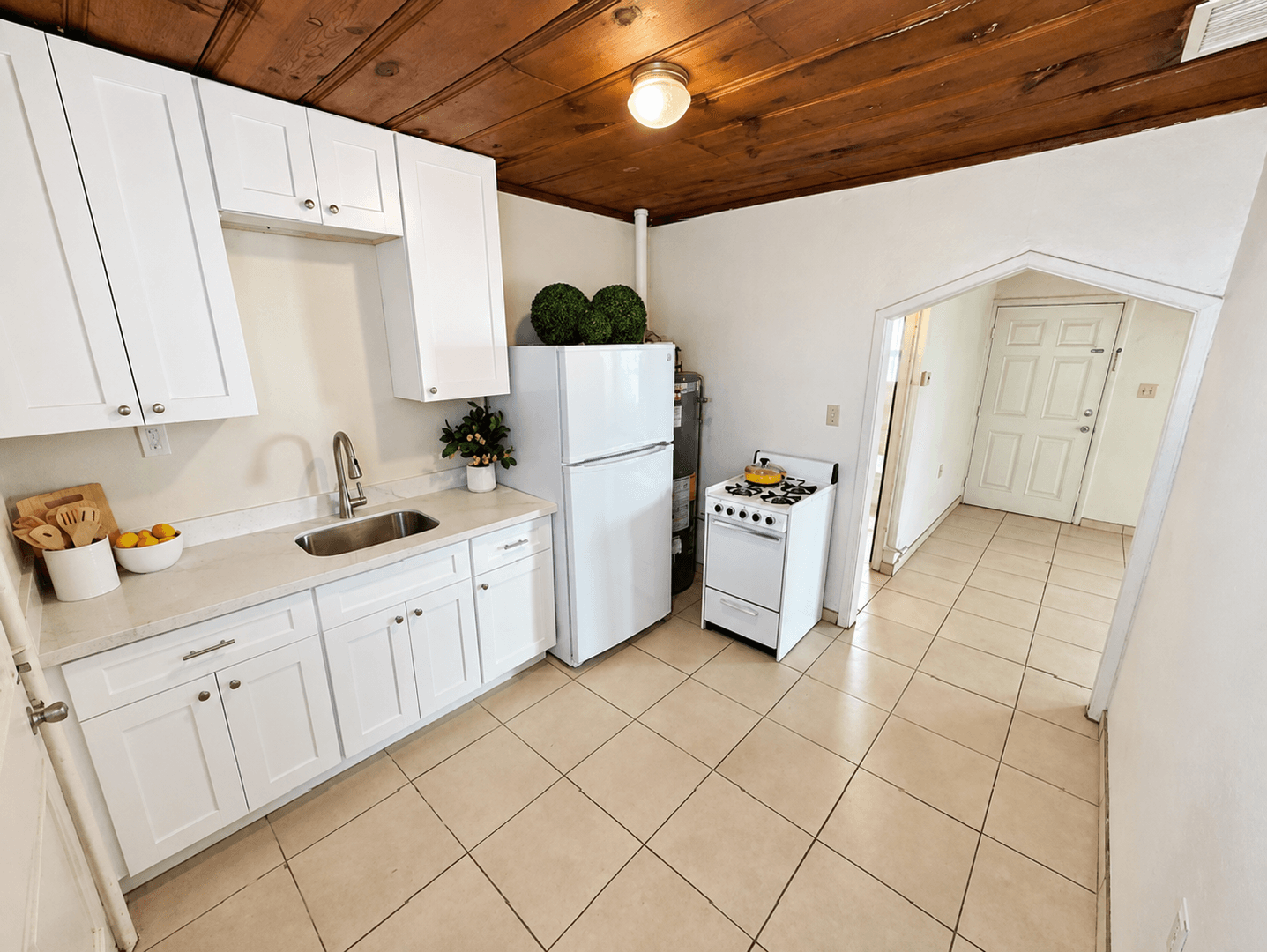Phoenix Apartment: 925 E Turney Ave
