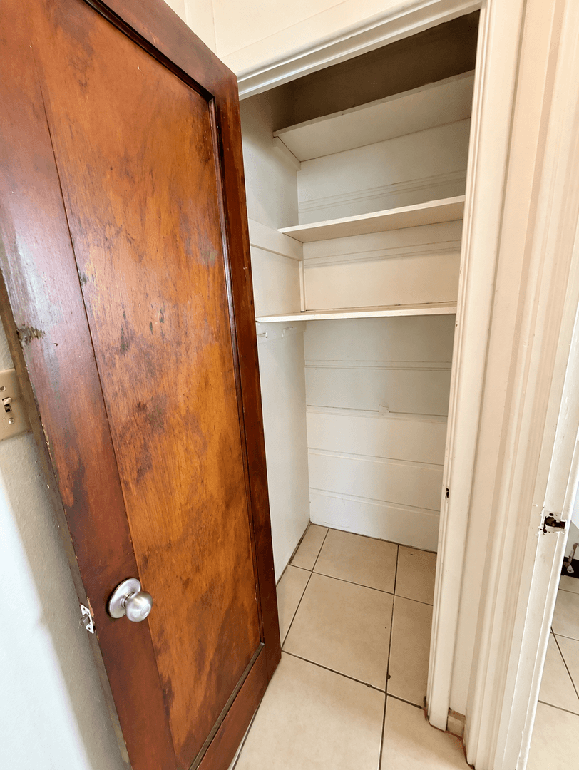 Phoenix Apartment: 925 E Turney Ave