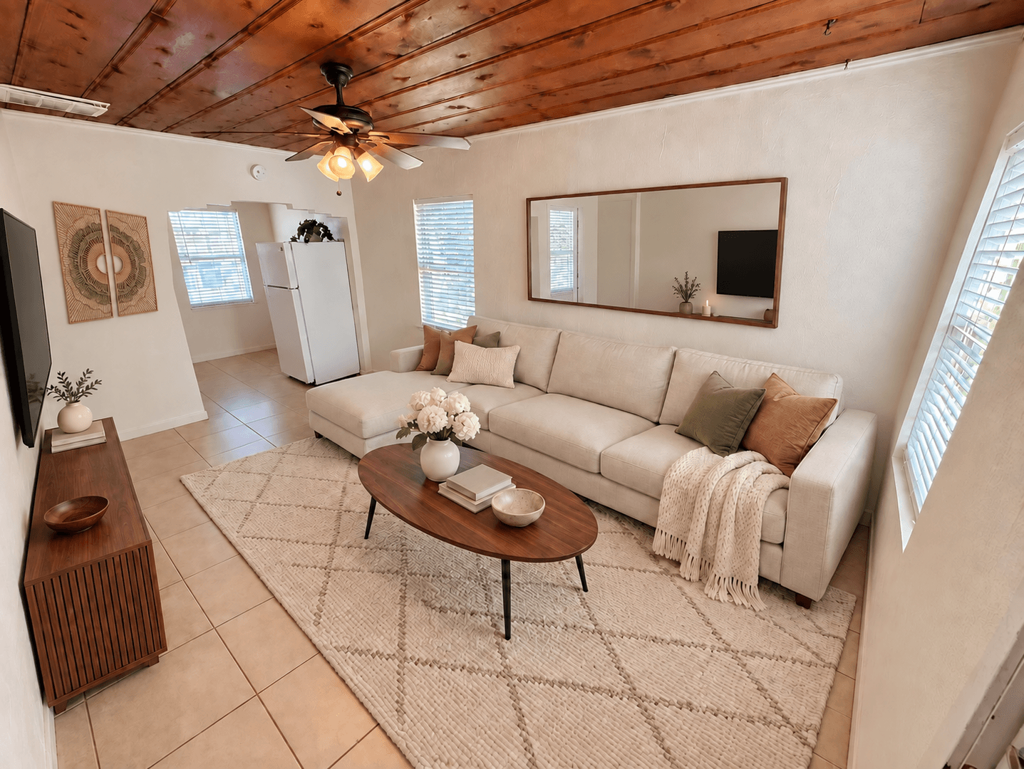 Phoenix Apartment: 925 E Turney Ave