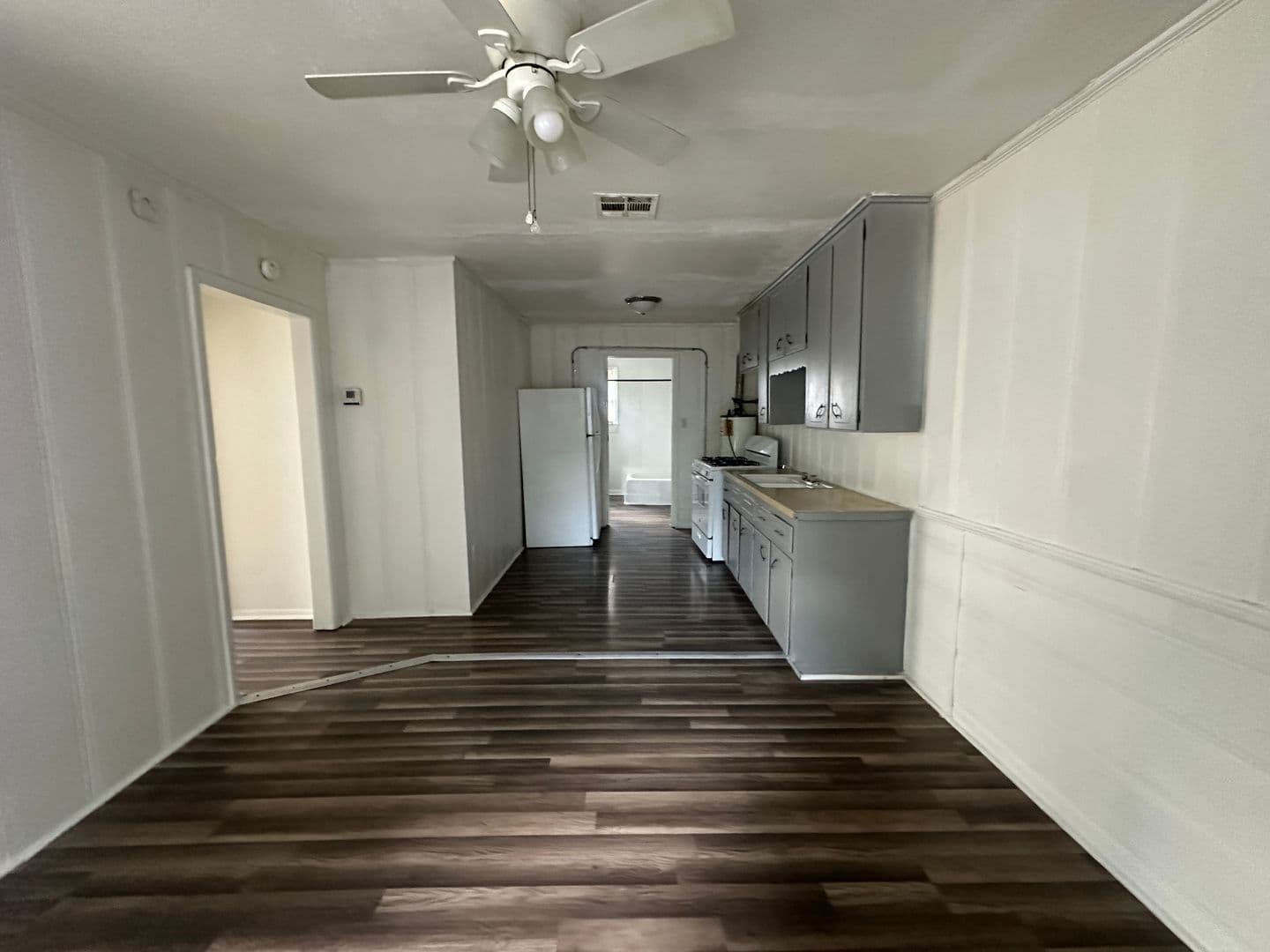 Killeen Apartment: 605 N 18th Street