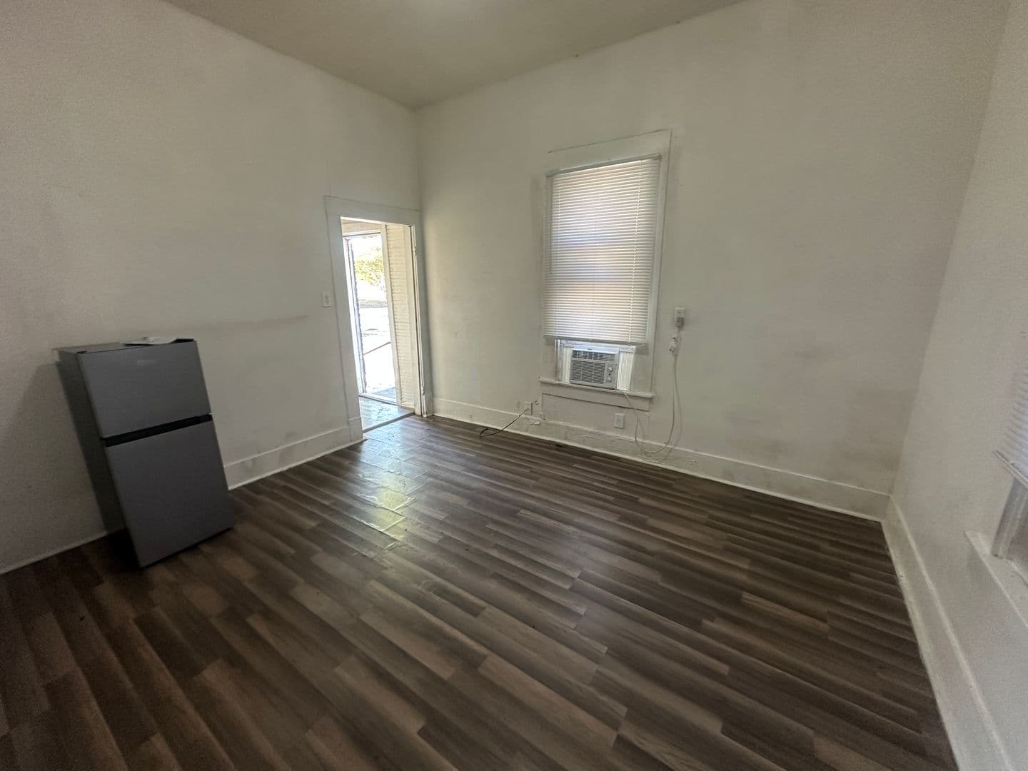 TEMPLE Apartment: 611 S 25TH ST