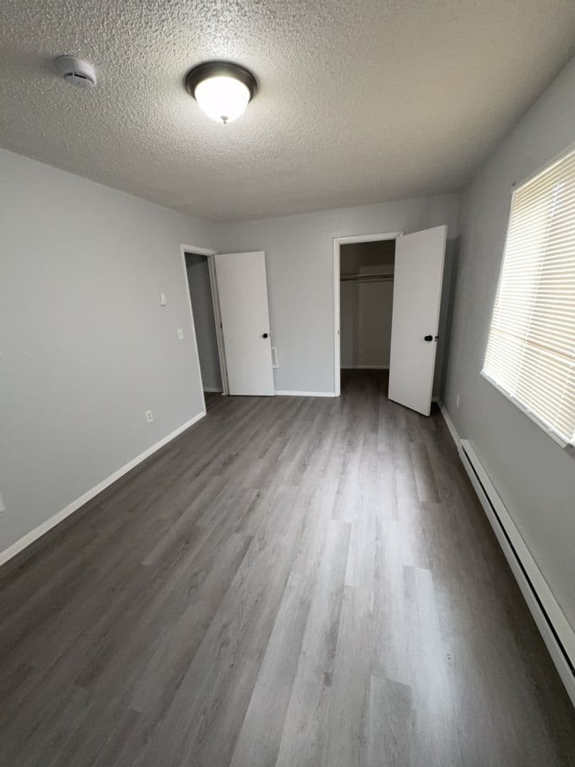 Toledo Apartment: 1540 Brooke Park Dr