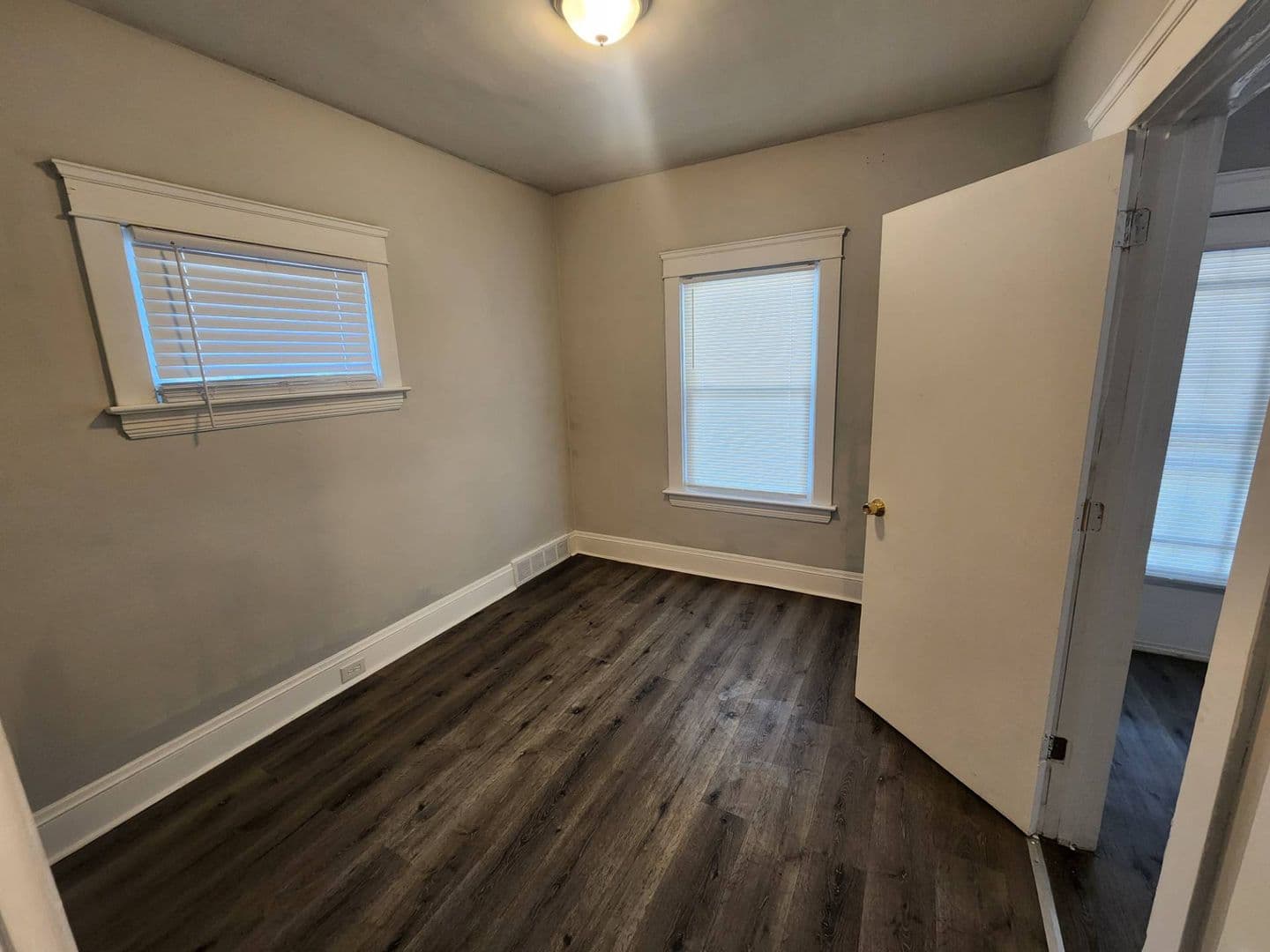 Cleveland Apartment: 2762 E 120 St