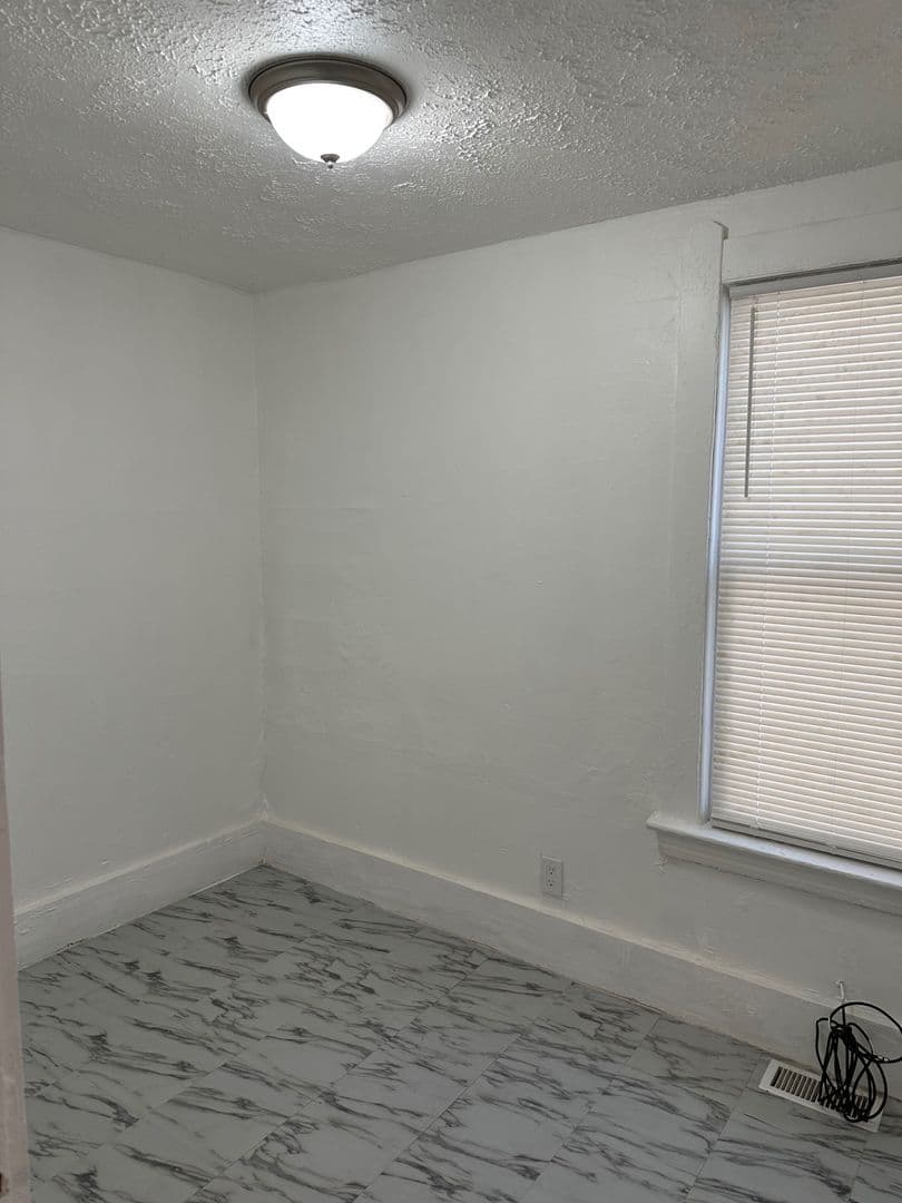 Cleveland Apartment: 5700 Luther Ave