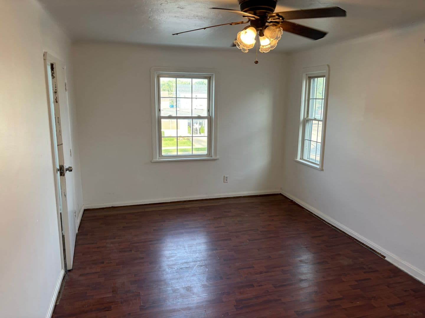 Cleveland Apartment: 3666 W 117th St