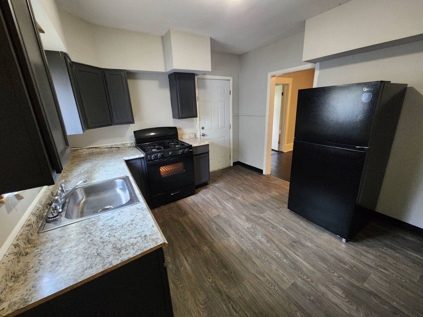 Cleveland House: 987 E 141 St
