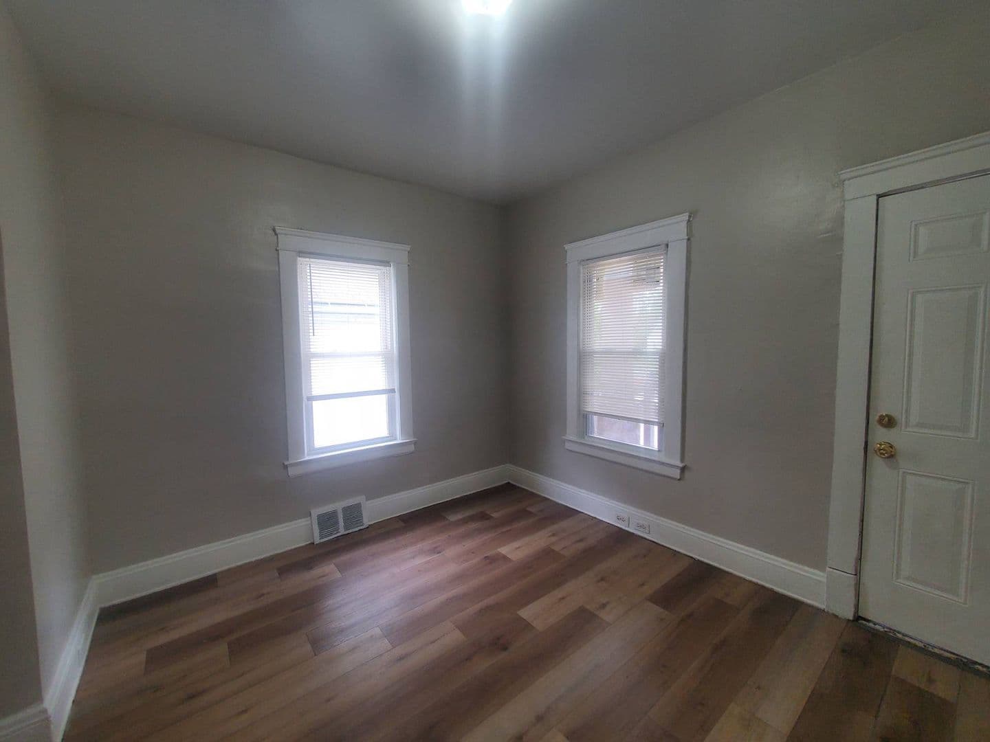 CLEVELAND Apartment: 3586 W 69 ST