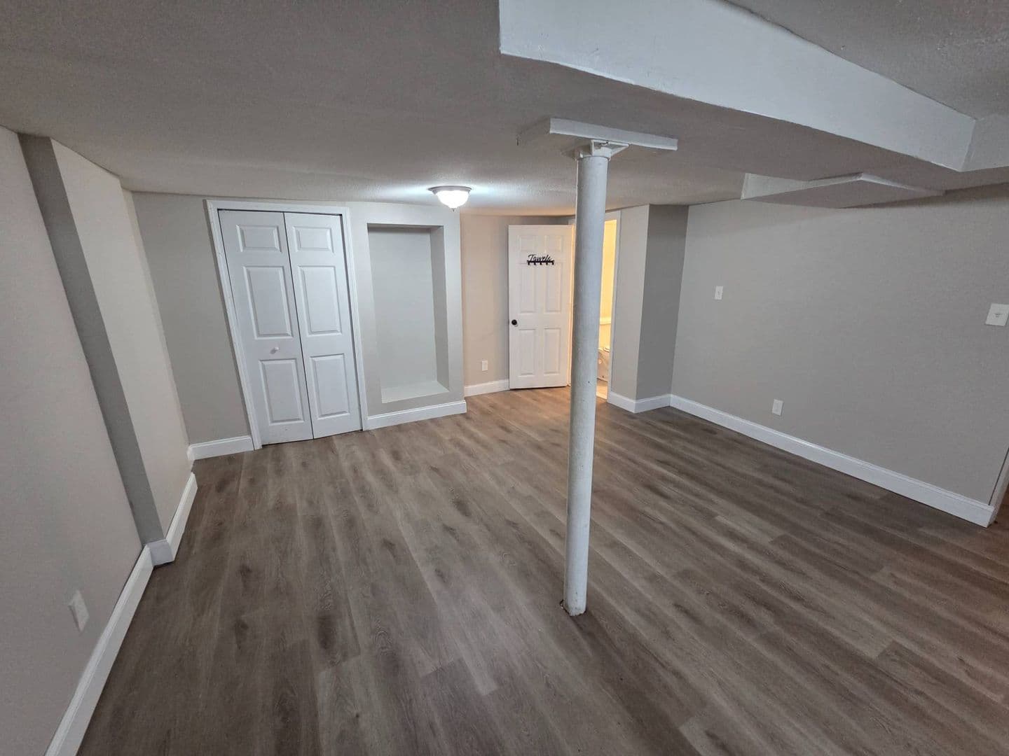 Cleveland House: 2636 East Blvd