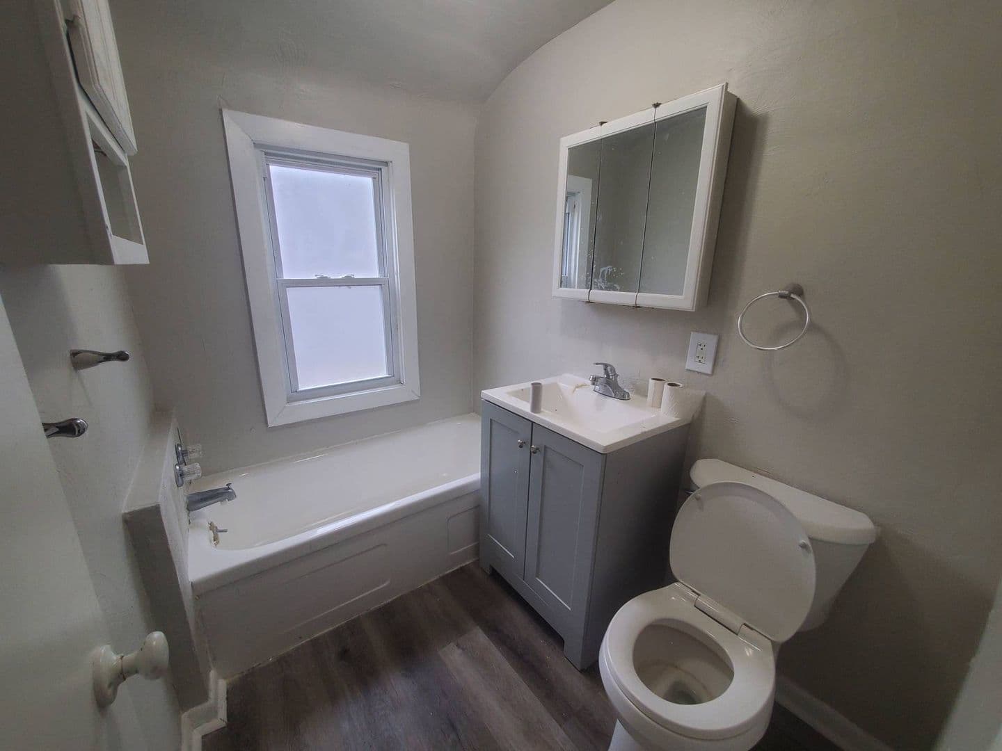 Cleveland Apartment: 3645 E. 146th St.