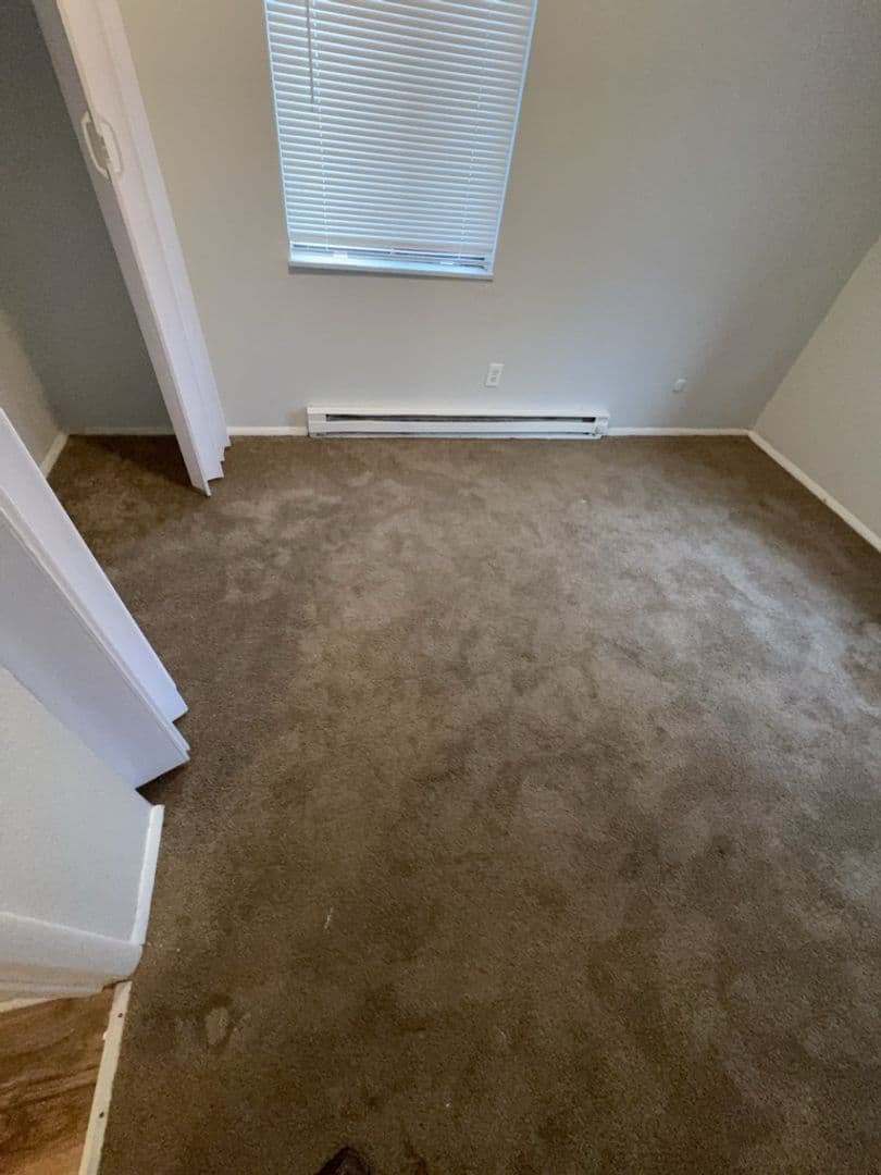 Toledo Apartment: 1509 Brooke Park Dr