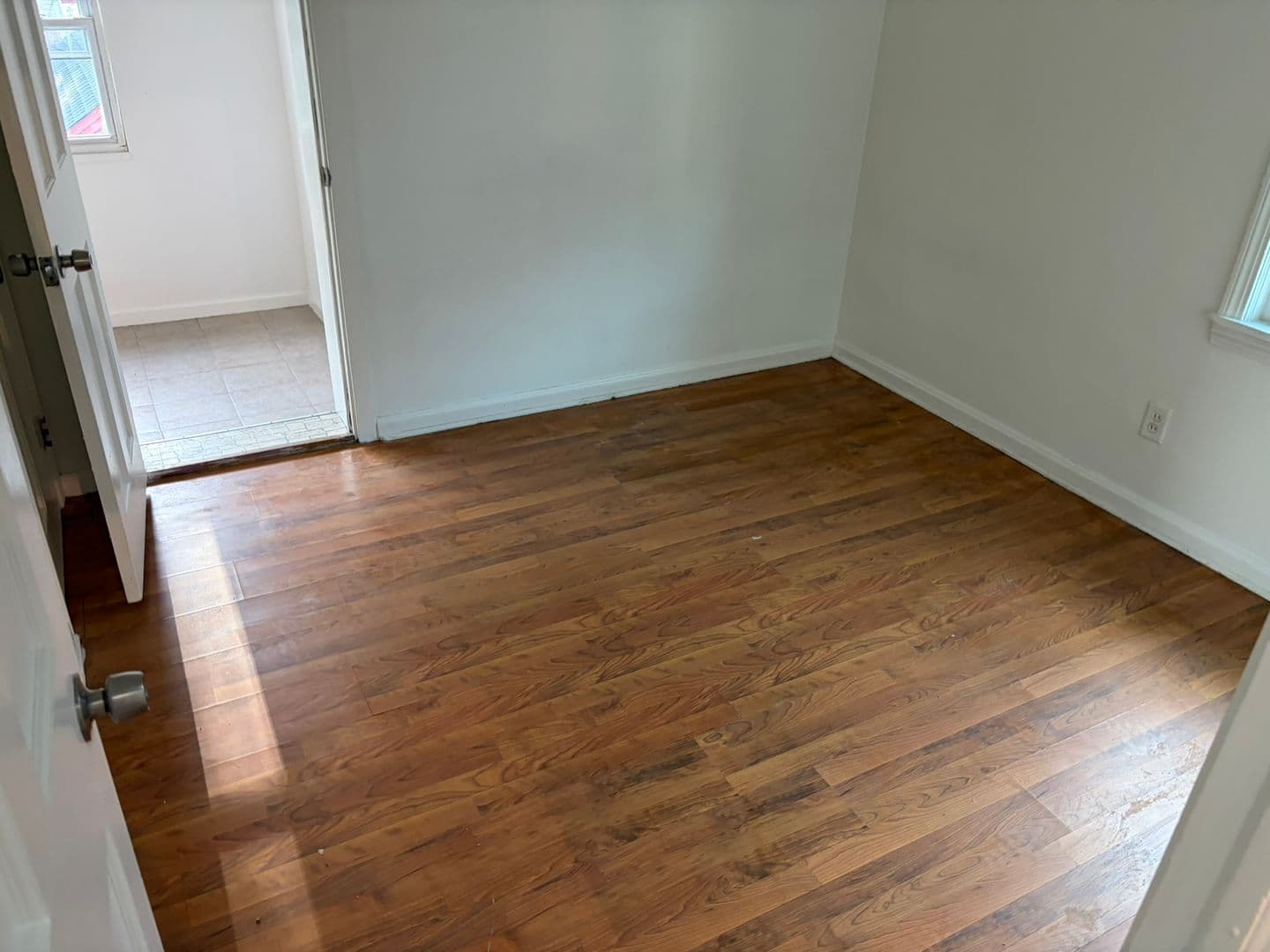 Cleveland Apartment: 3666 W 117th St