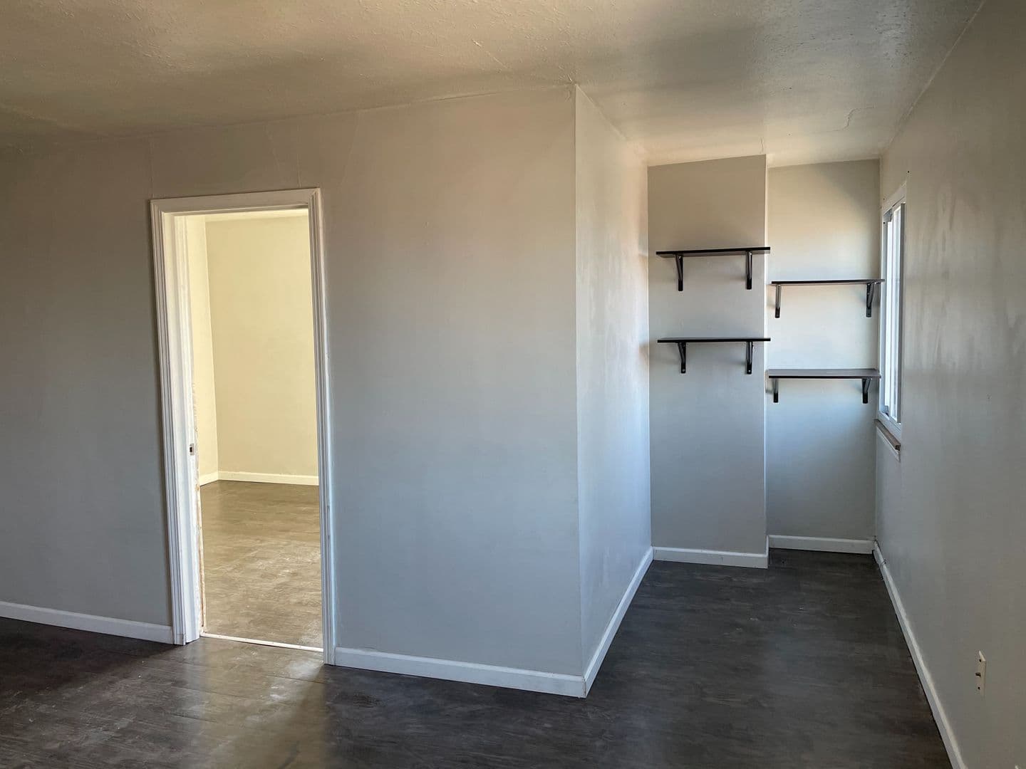 Brooklyn Apartment: 4320 Ridge Rd