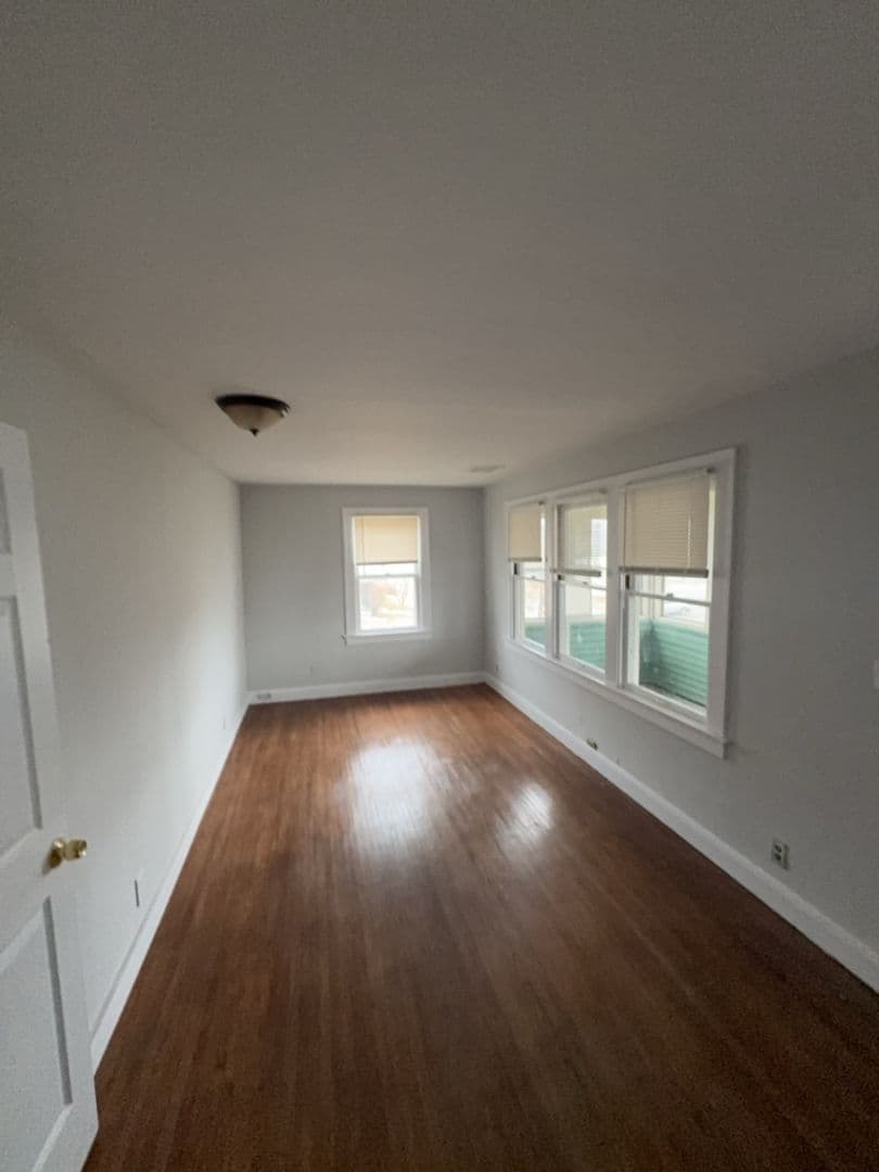 Toledo Apartment: 1509 Brooke Park Dr
