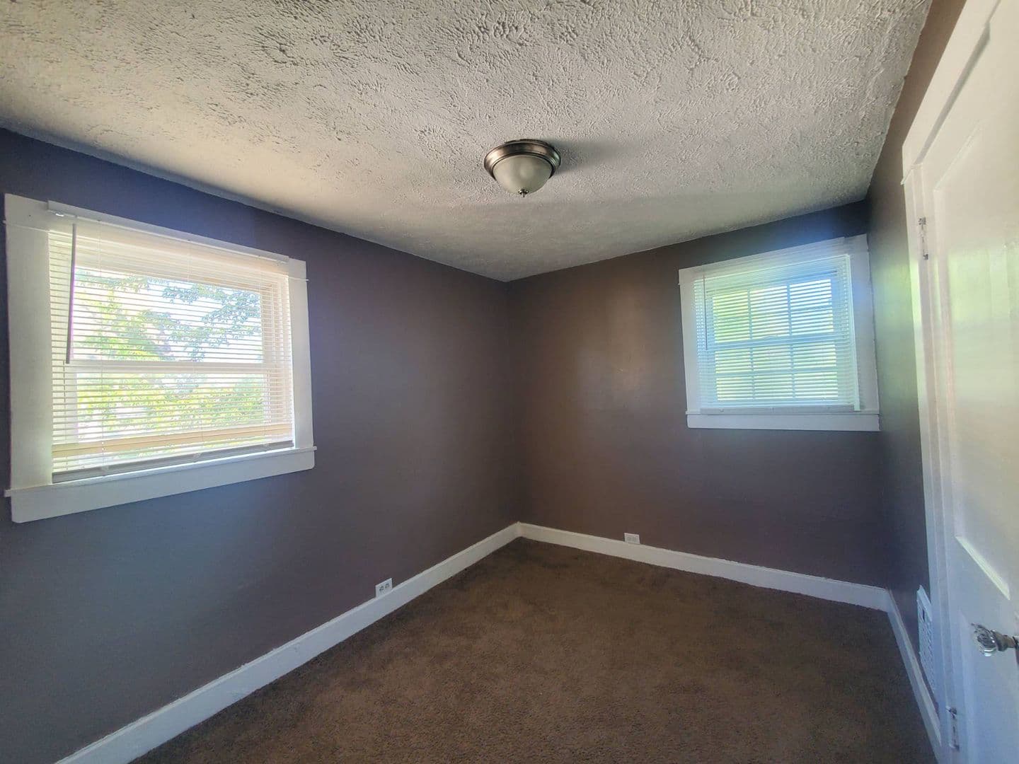 Cleveland House: 7919 FORCE AVE
