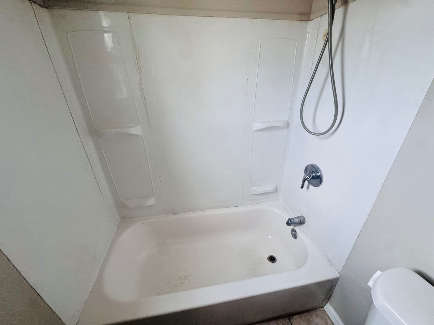 Brooklyn Apartment: 4320 Ridge Rd