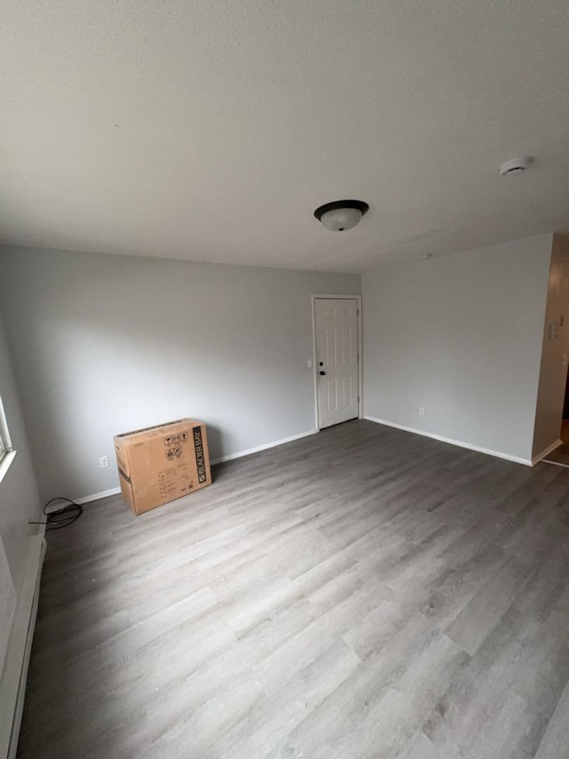 Toledo Apartment: 1540 Brooke Park Dr