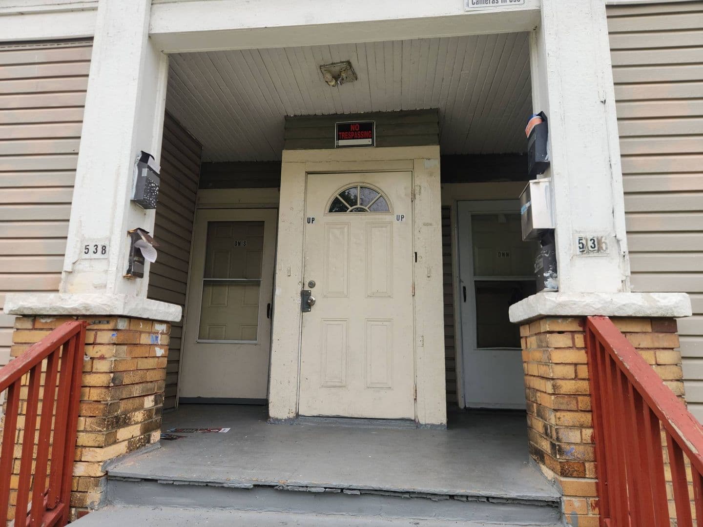 Cleveland Apartment: 536 E 117th St